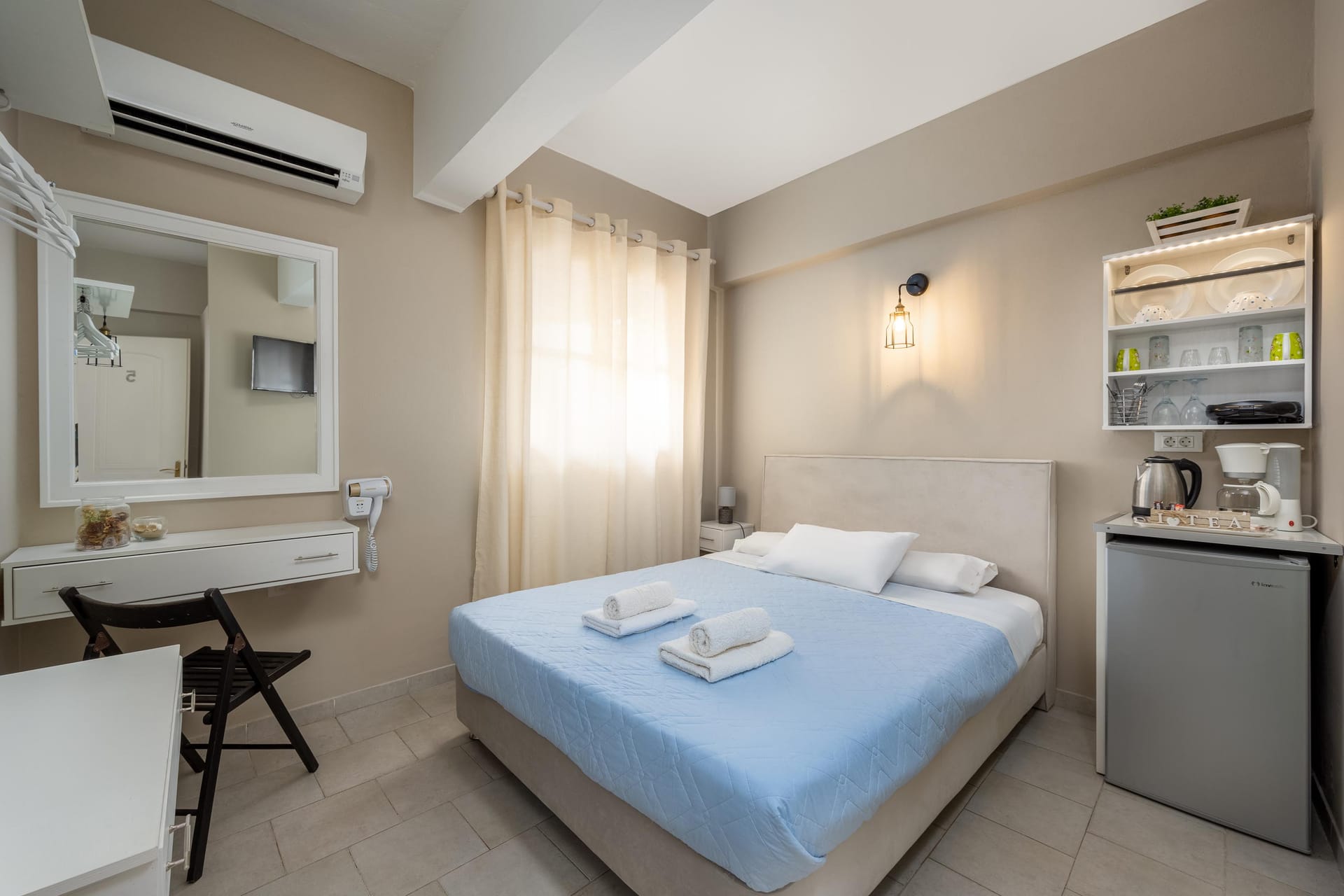 Maravelias Rooms – First floor 5