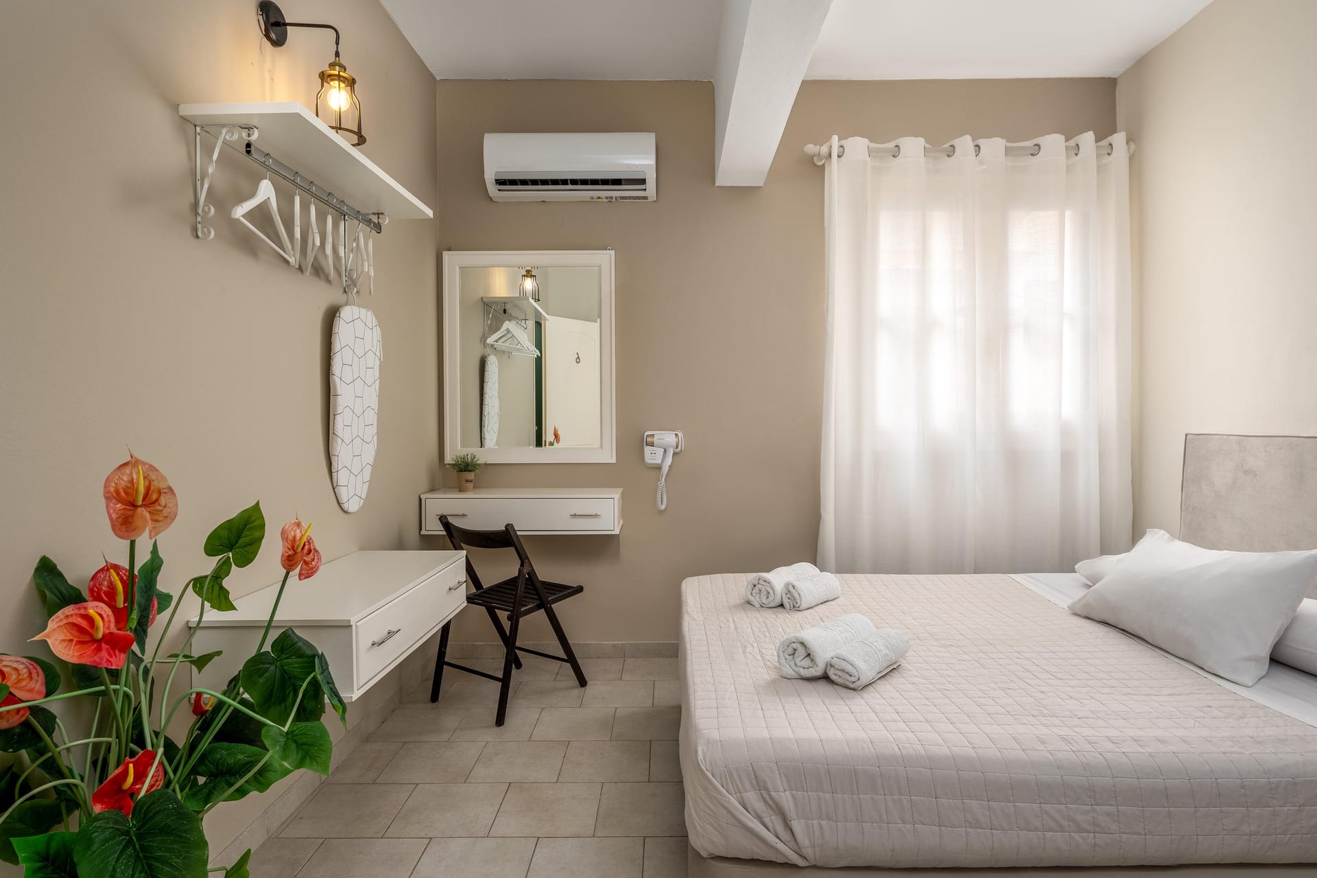 Maravelias Rooms – First floor 6