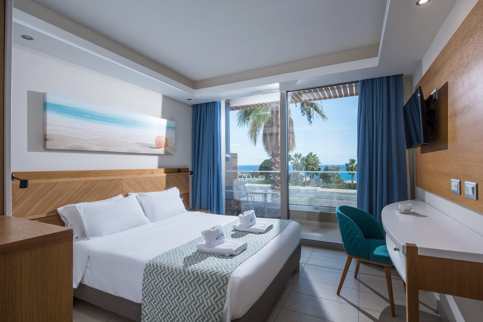 Superior Family Room with Sea View