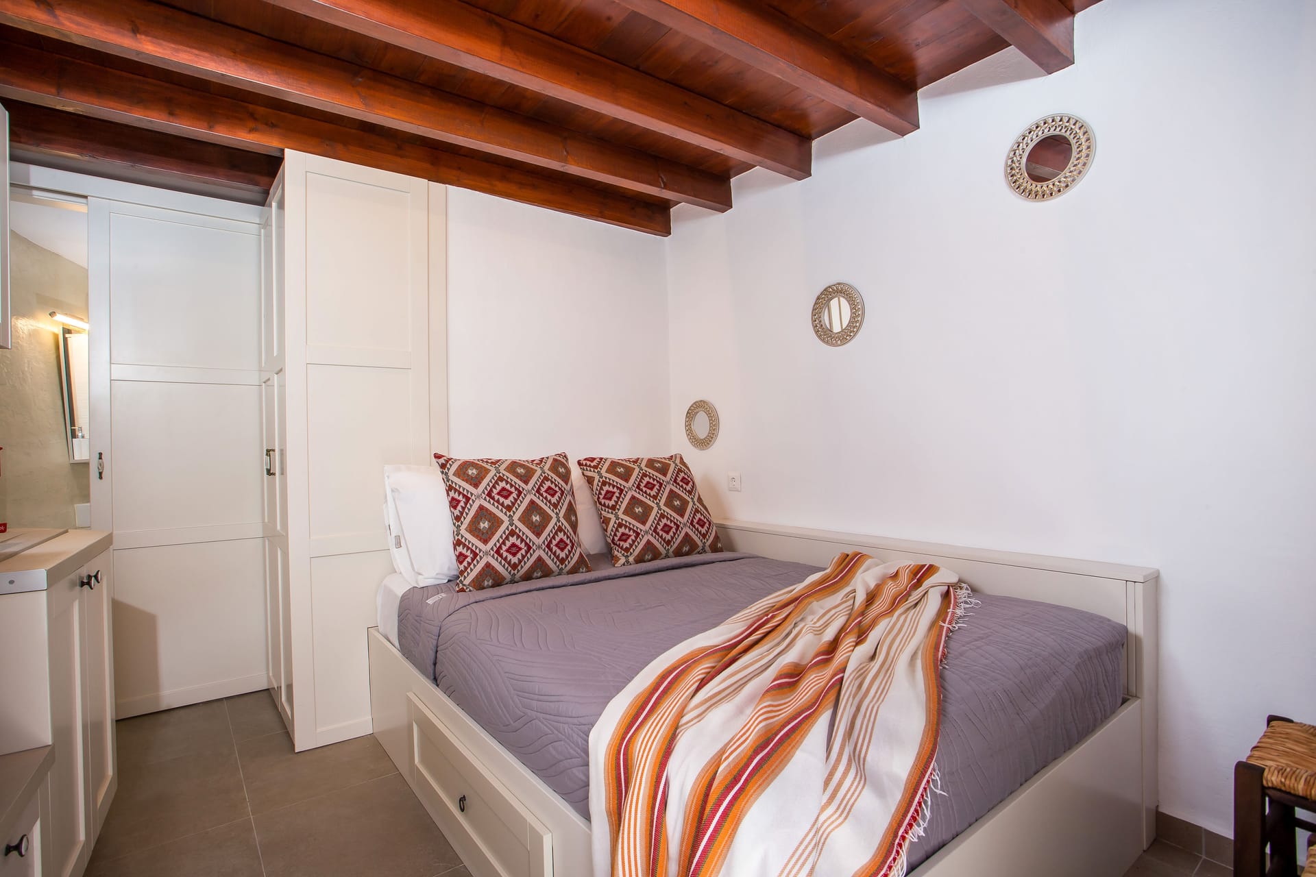Bliss & Heritage Luxury Suites - ENIGMA - 4