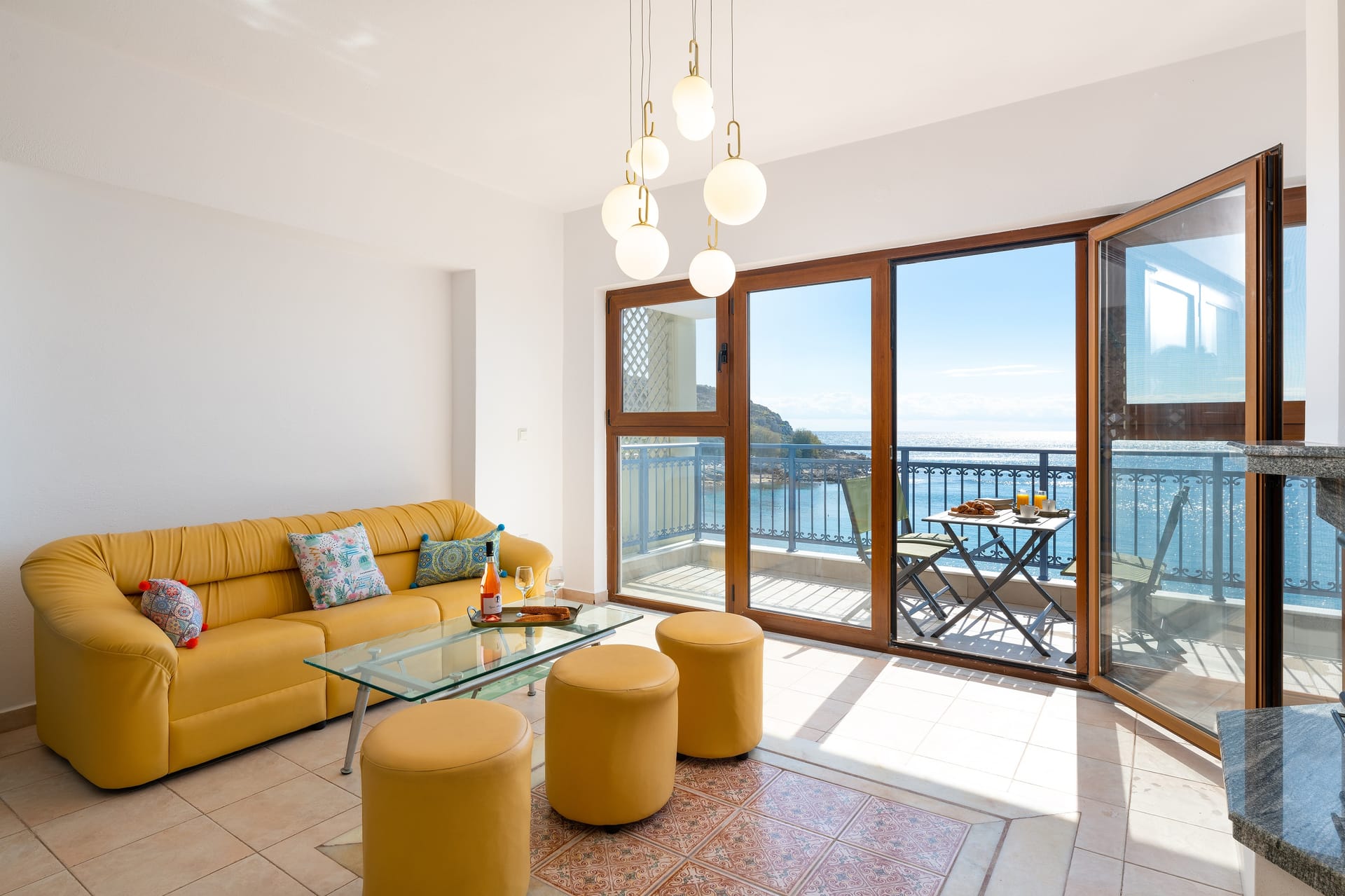 Artoria Apartments 2nd floor