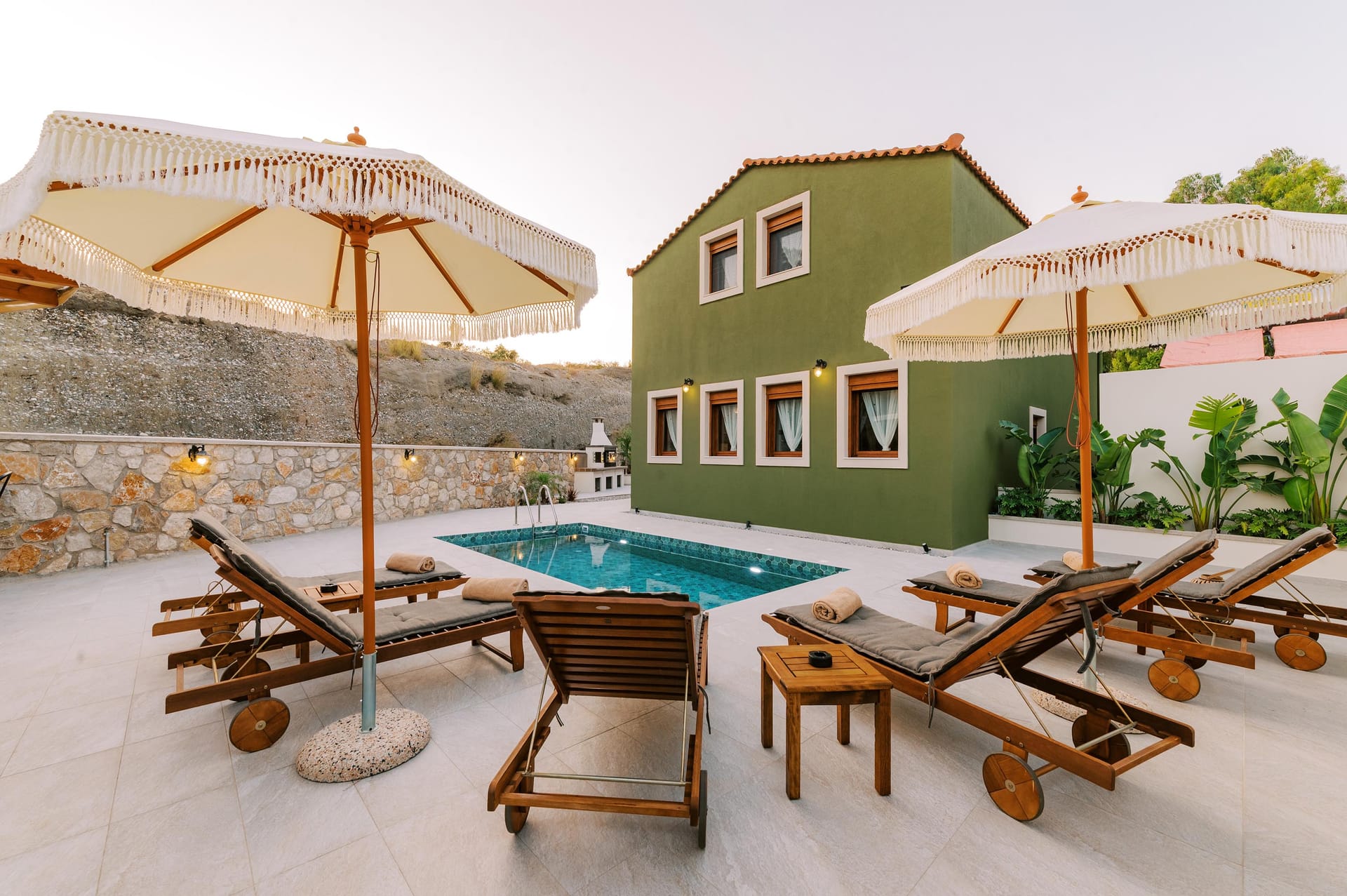 Staulos Luxury Stone House