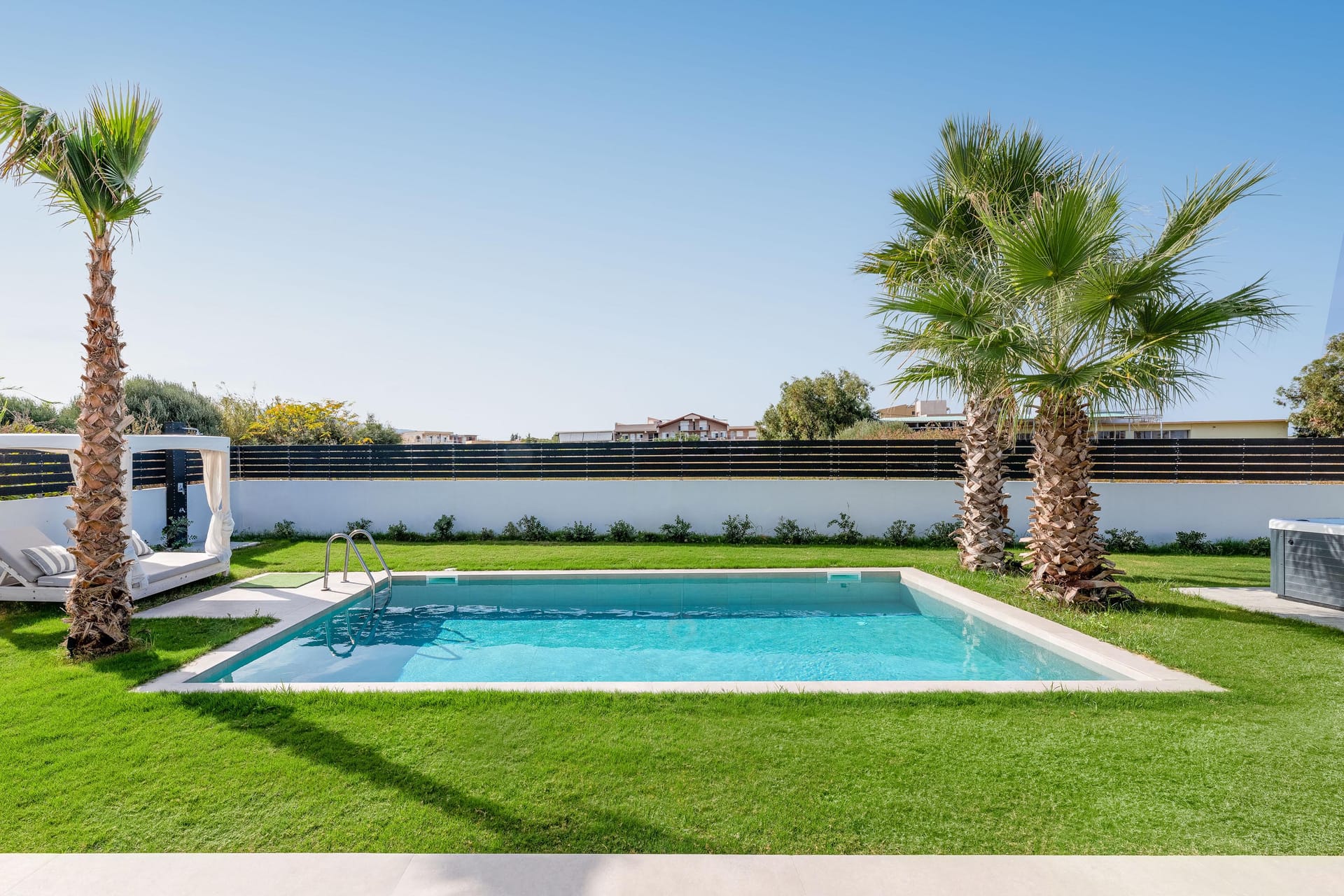 Martinis Villas / Rosemary Villa