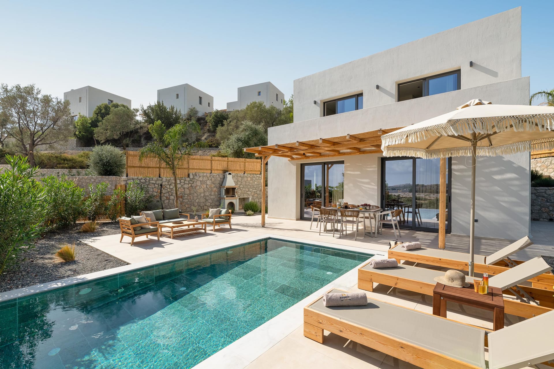 Massari Hills Luxury Living / Villa Rocamar