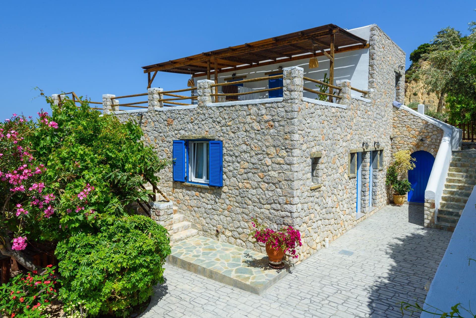 Agnanti Beach Apartment/Aura