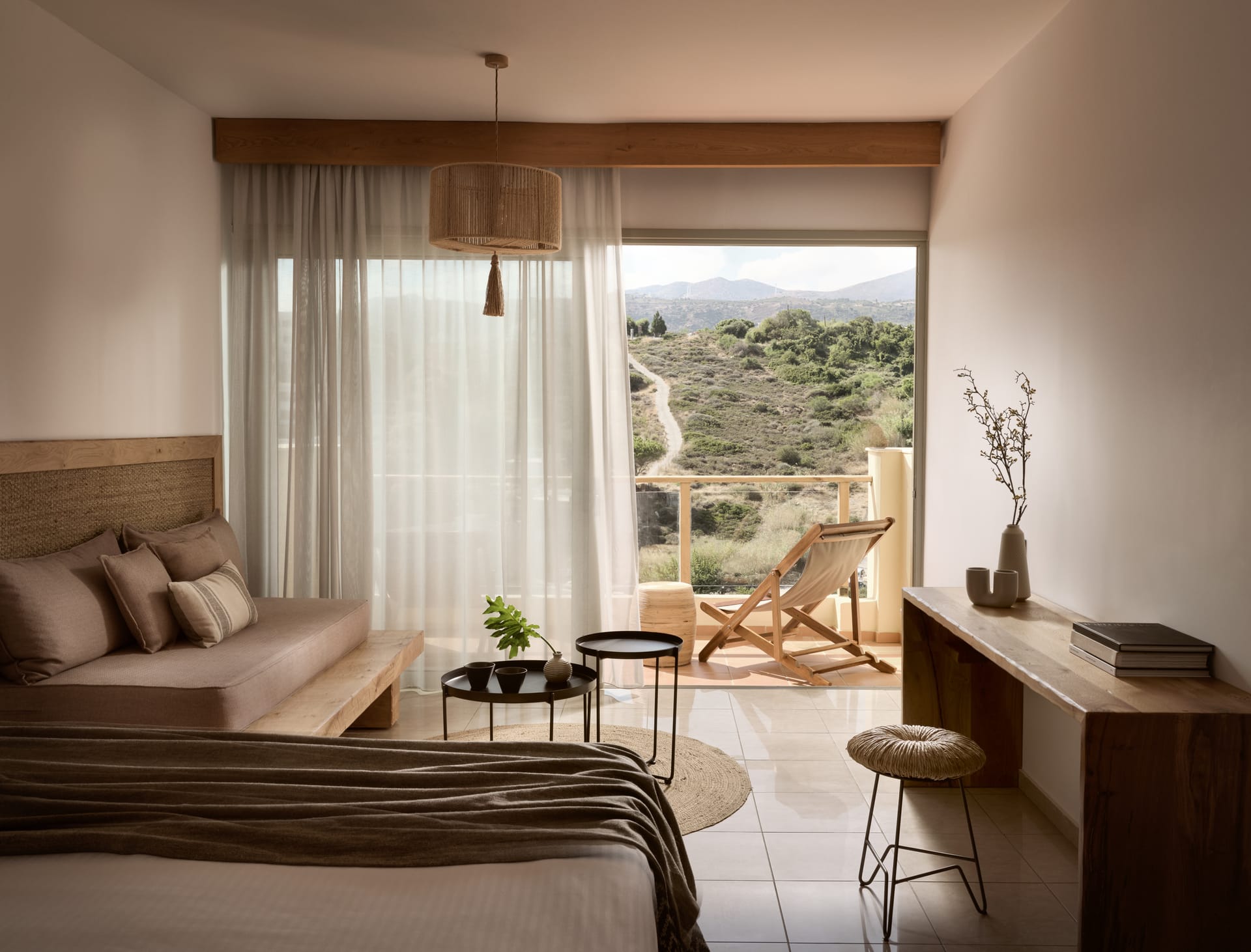 PRIME ROOM LAND VIEW (Double Land View)