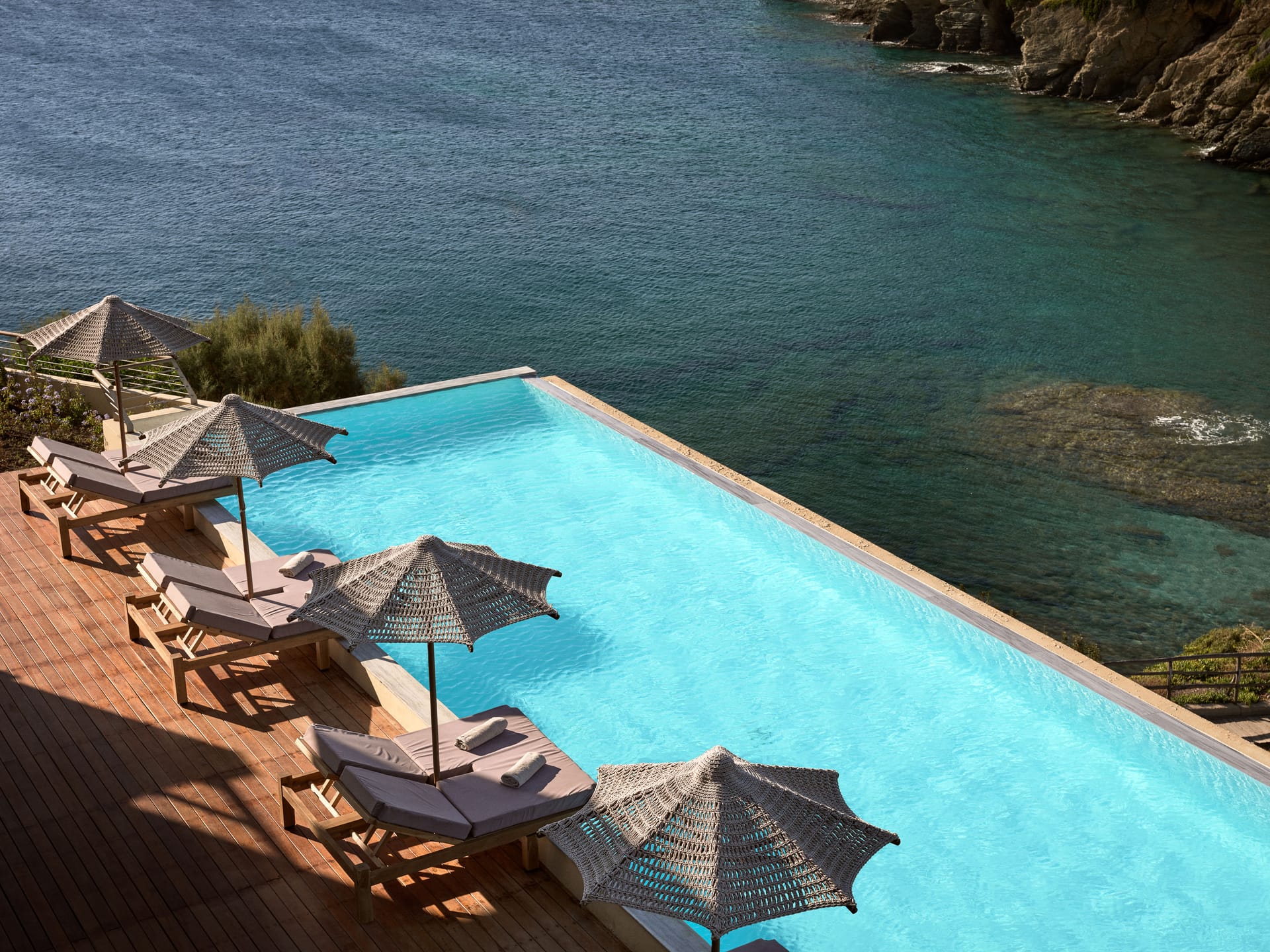 CASA SWIM UP SIDE SEA VIEW
