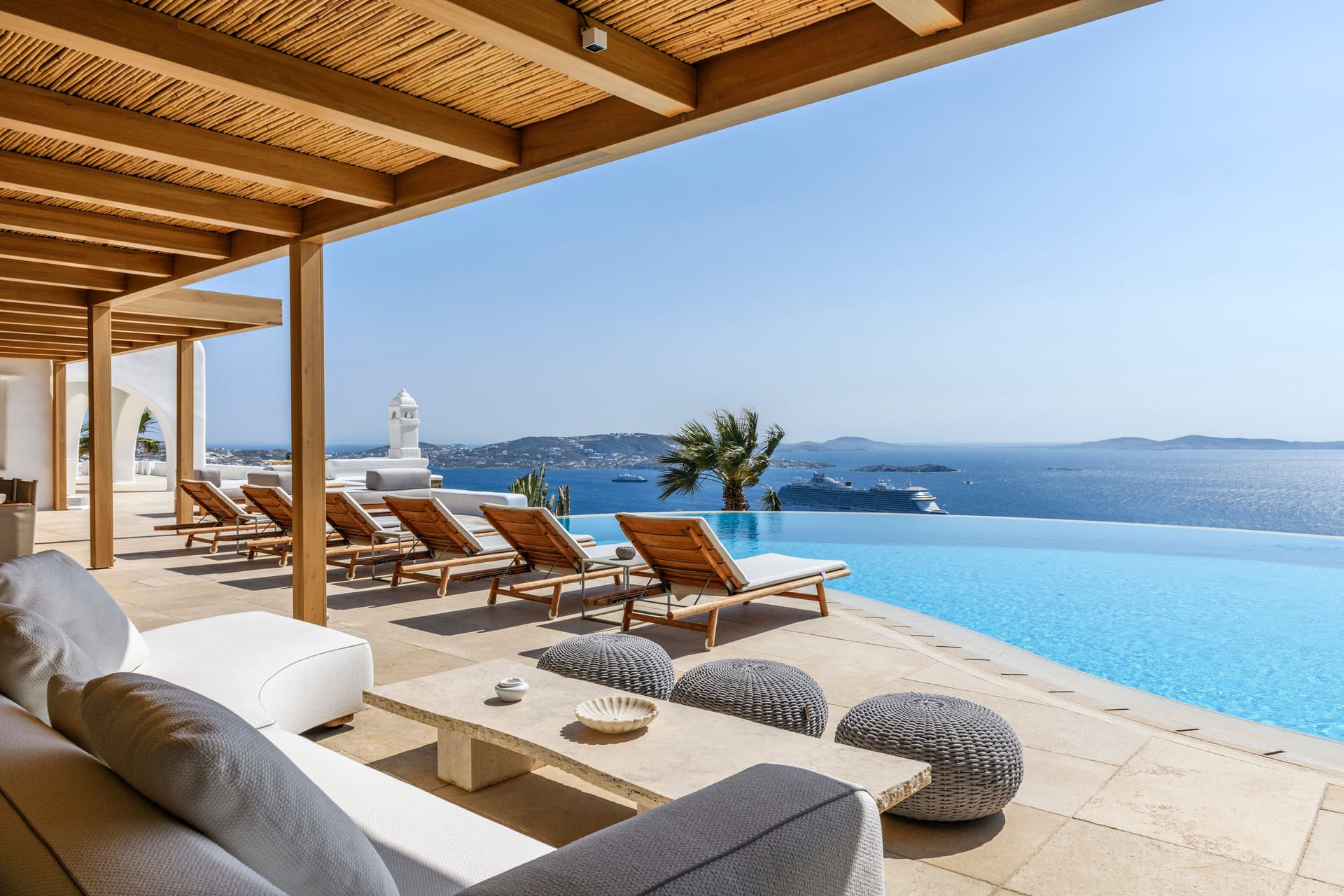Villa Breeze | Tourlos | 9 Bedrooms