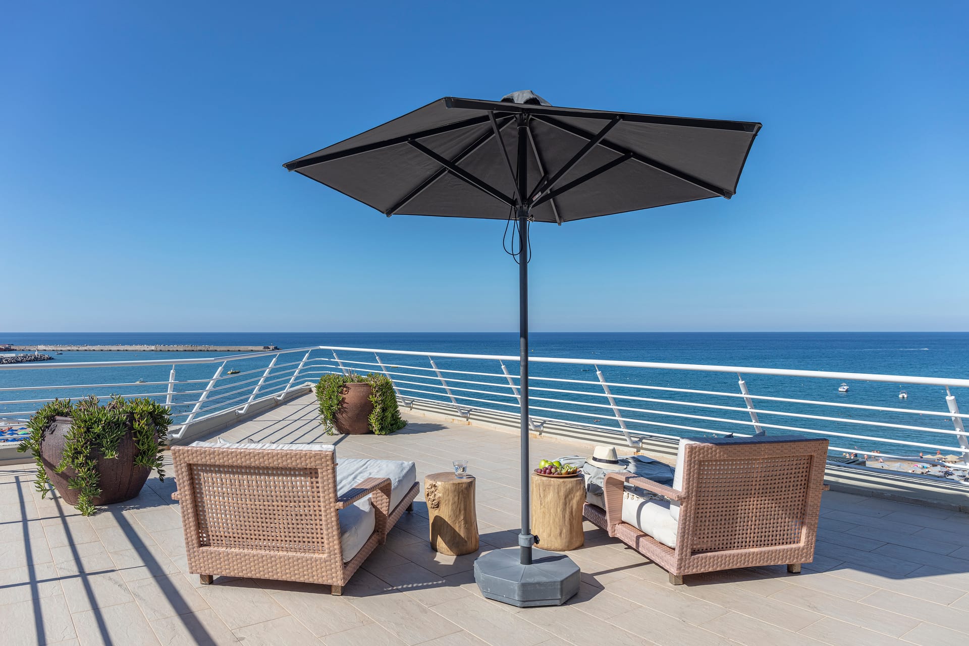 Mythica Penthouse Suite – Sea View