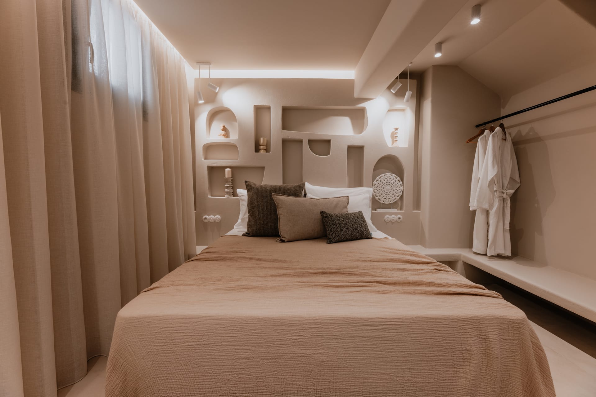 Onym Curated Villas - PRVTWO - 12