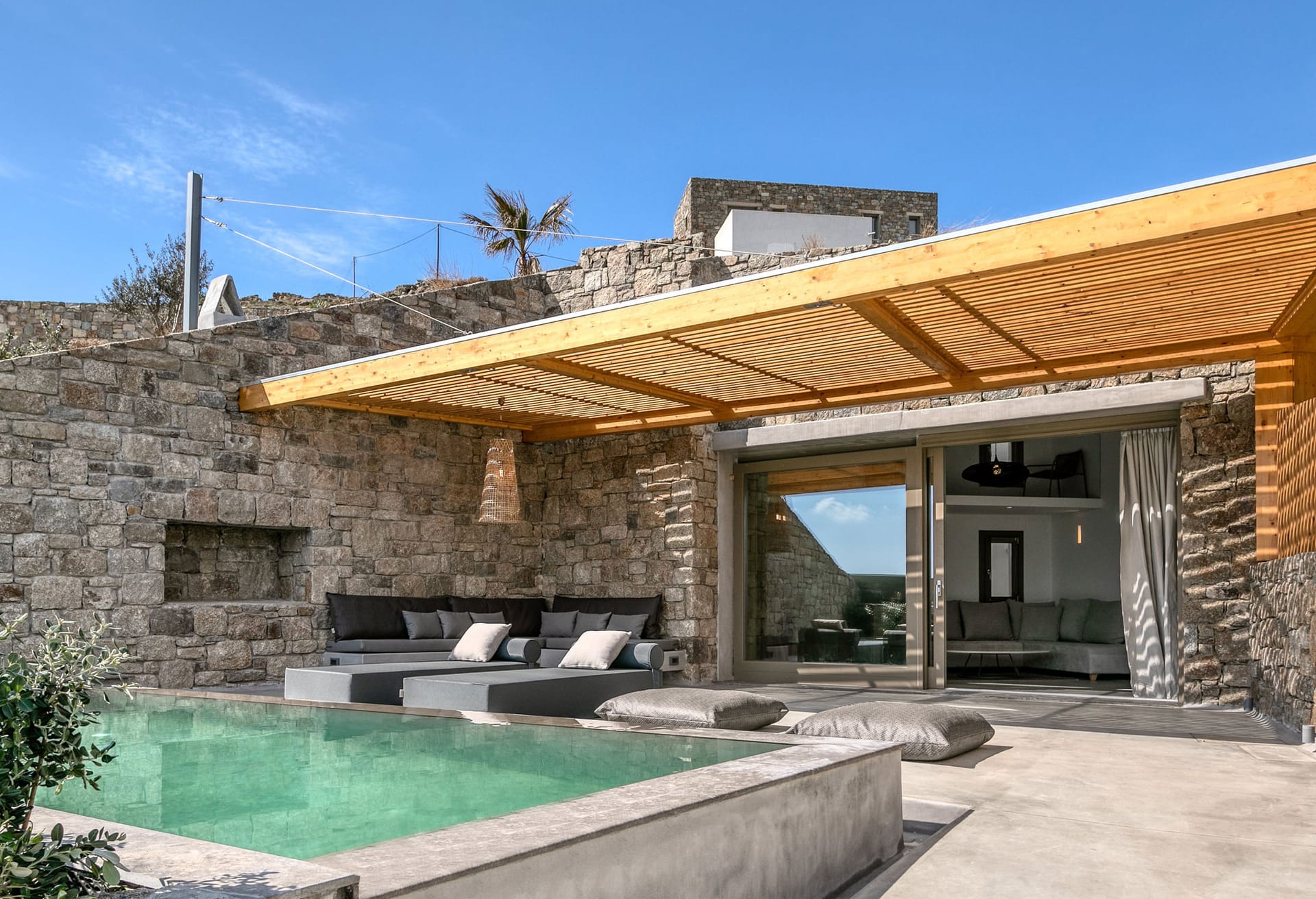 Panormos Bay Suites – Grand Maisonette