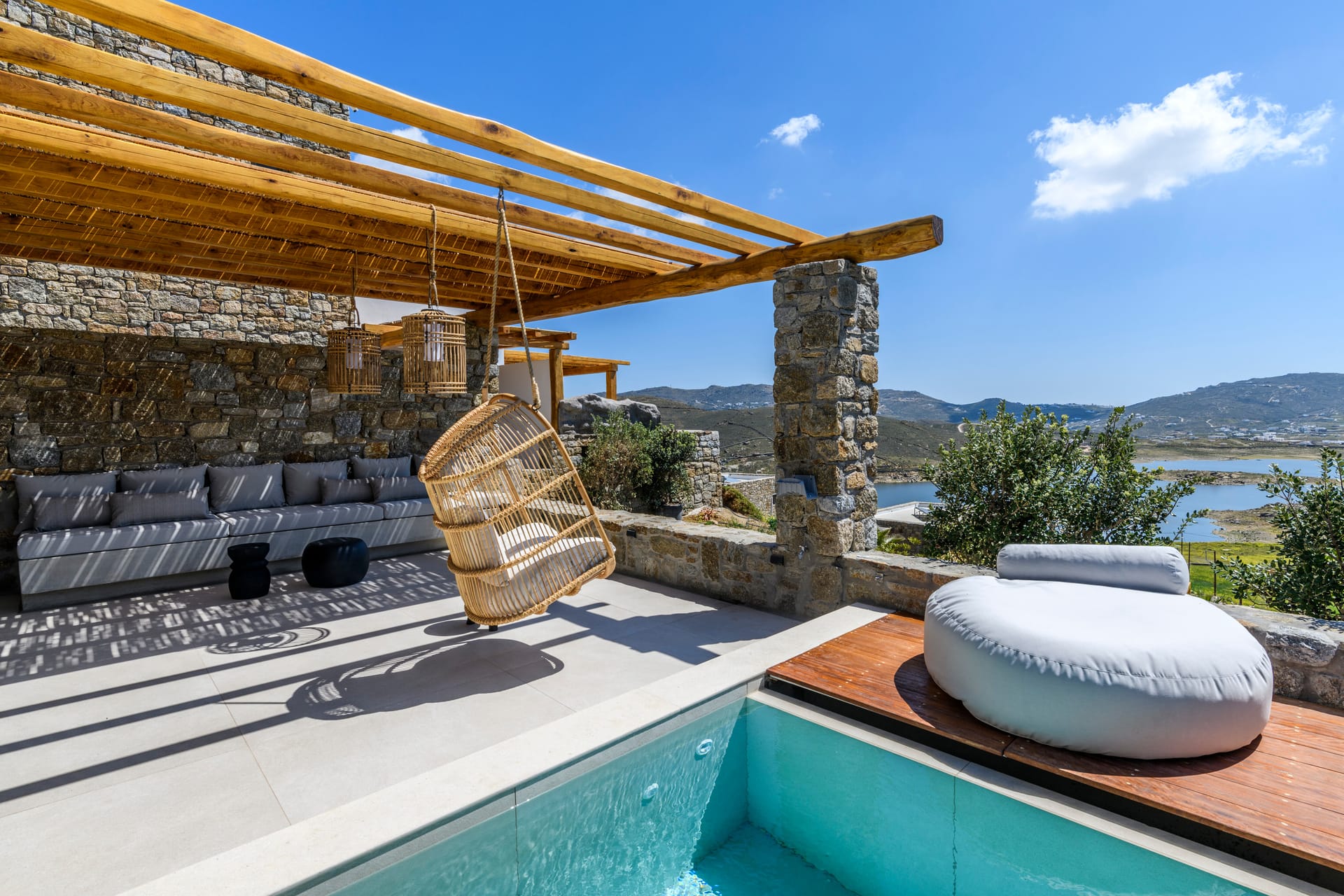 Signature Suite with Jacuzzi