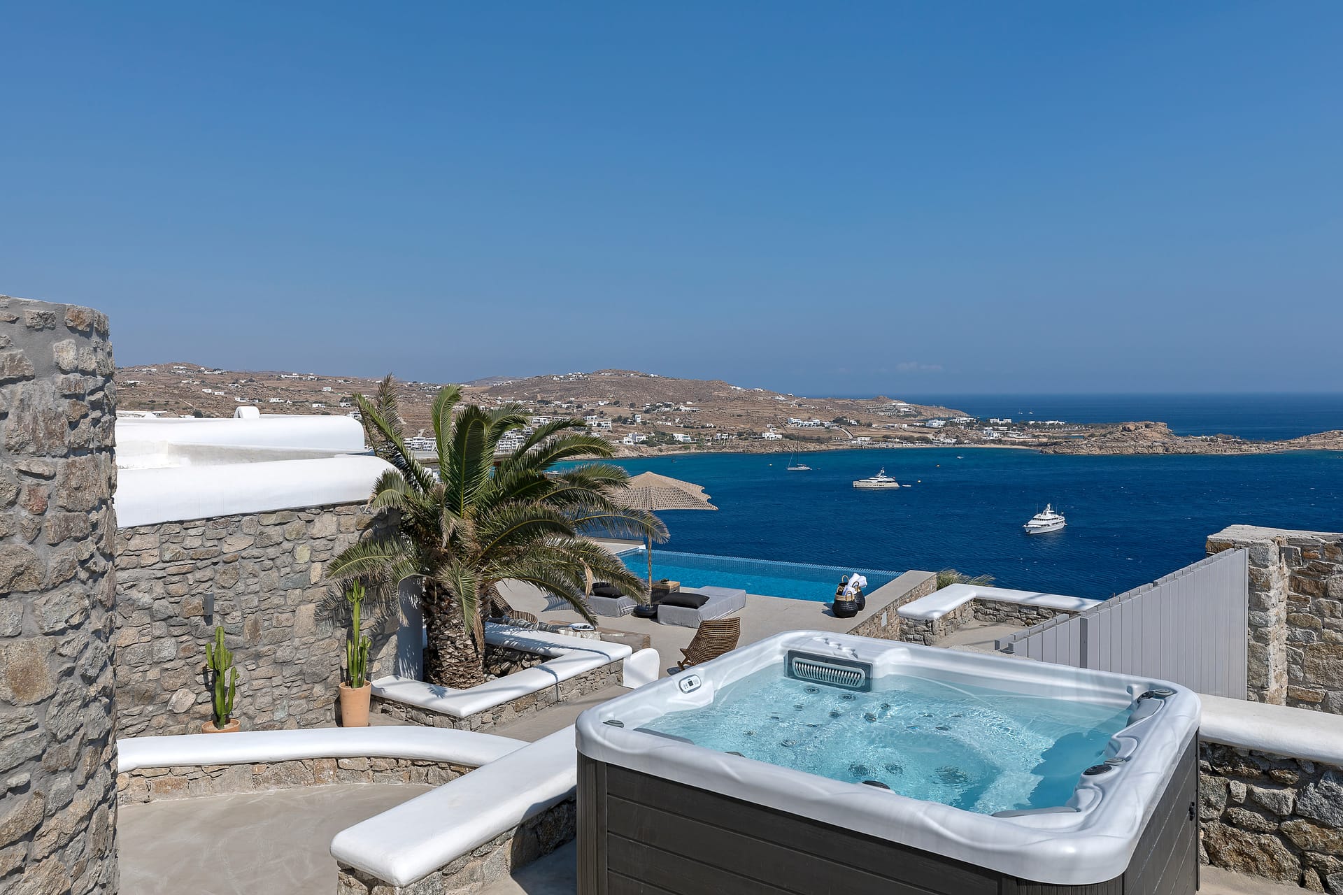 4 bedroom | Villa Paoli | Agios Lazaros