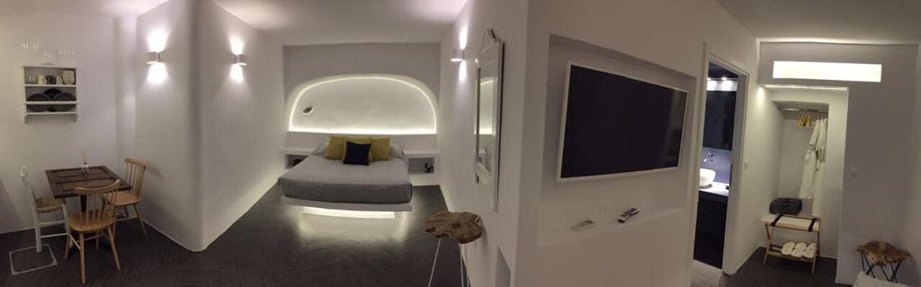 Altana Cliffside Villas Santorini - PS - 5