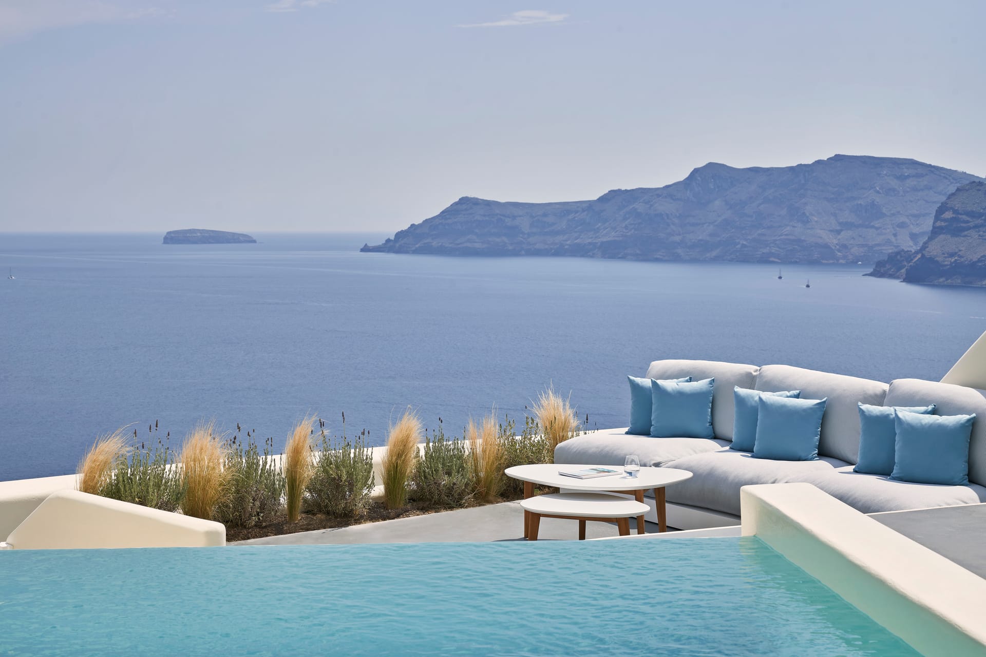 Royal Pool Suite