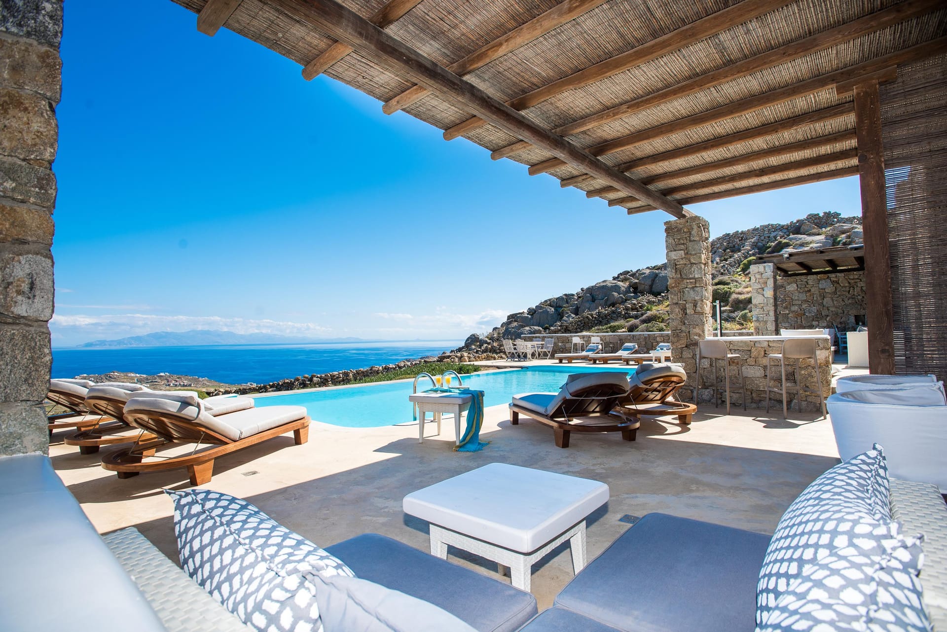 Nike of Selini – Aegean Harmony Seaview Villa