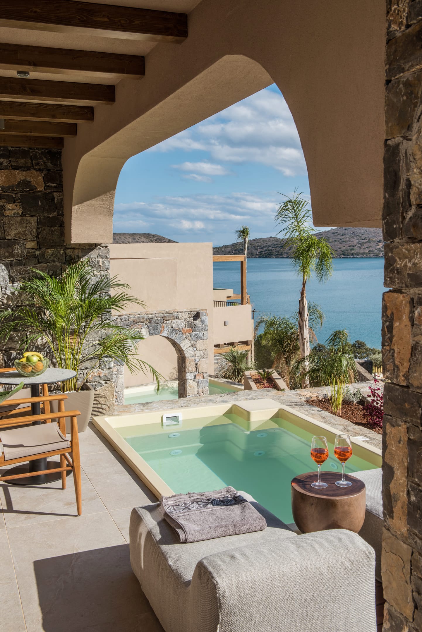 Junior Suite with Plunge Pool and Sea View