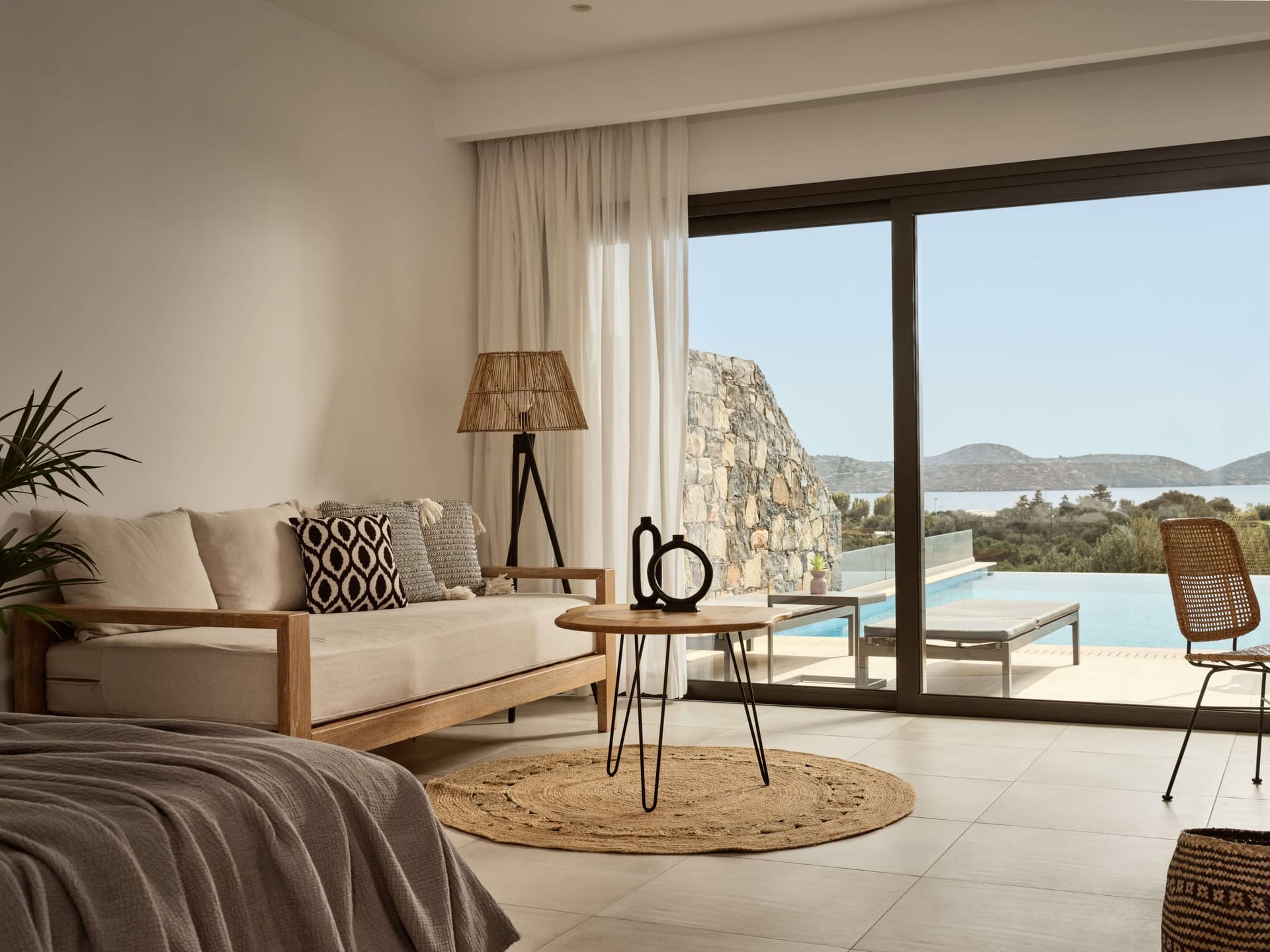 Deluxe Infinity Suite | Private Pool