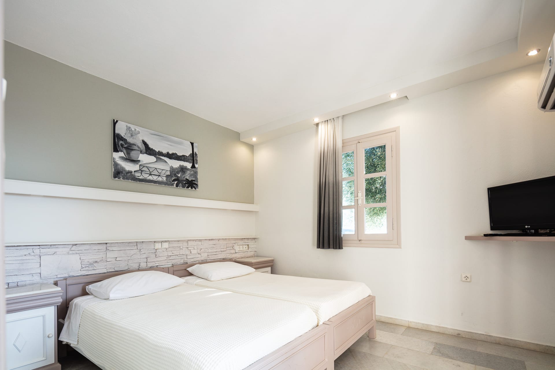 Aegean One Bedroom Apartment with Terrace & Sea View