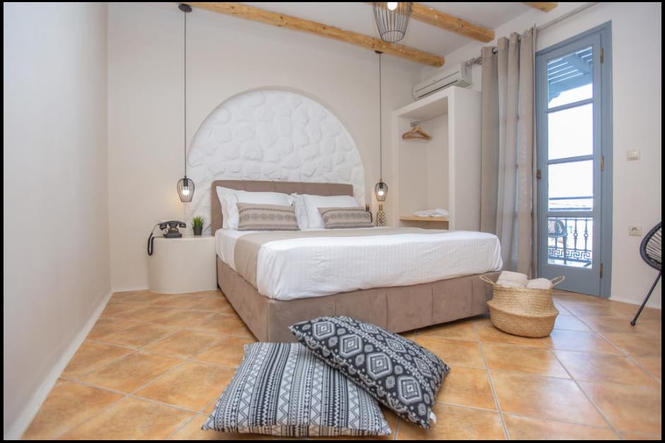 Deluxe Triple Room with Pool View