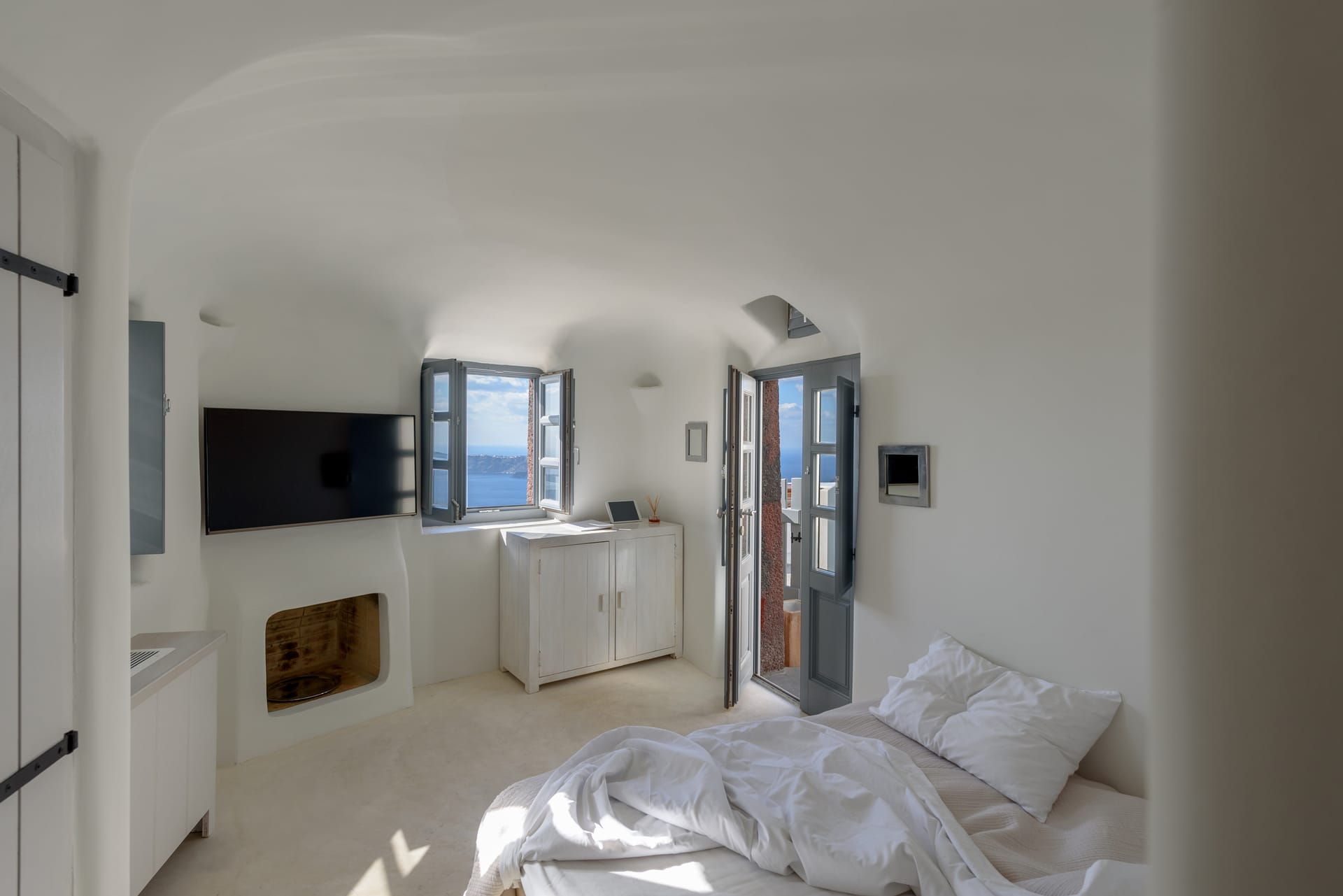 Kapari Natural Resort Santorini - VRJ - 2