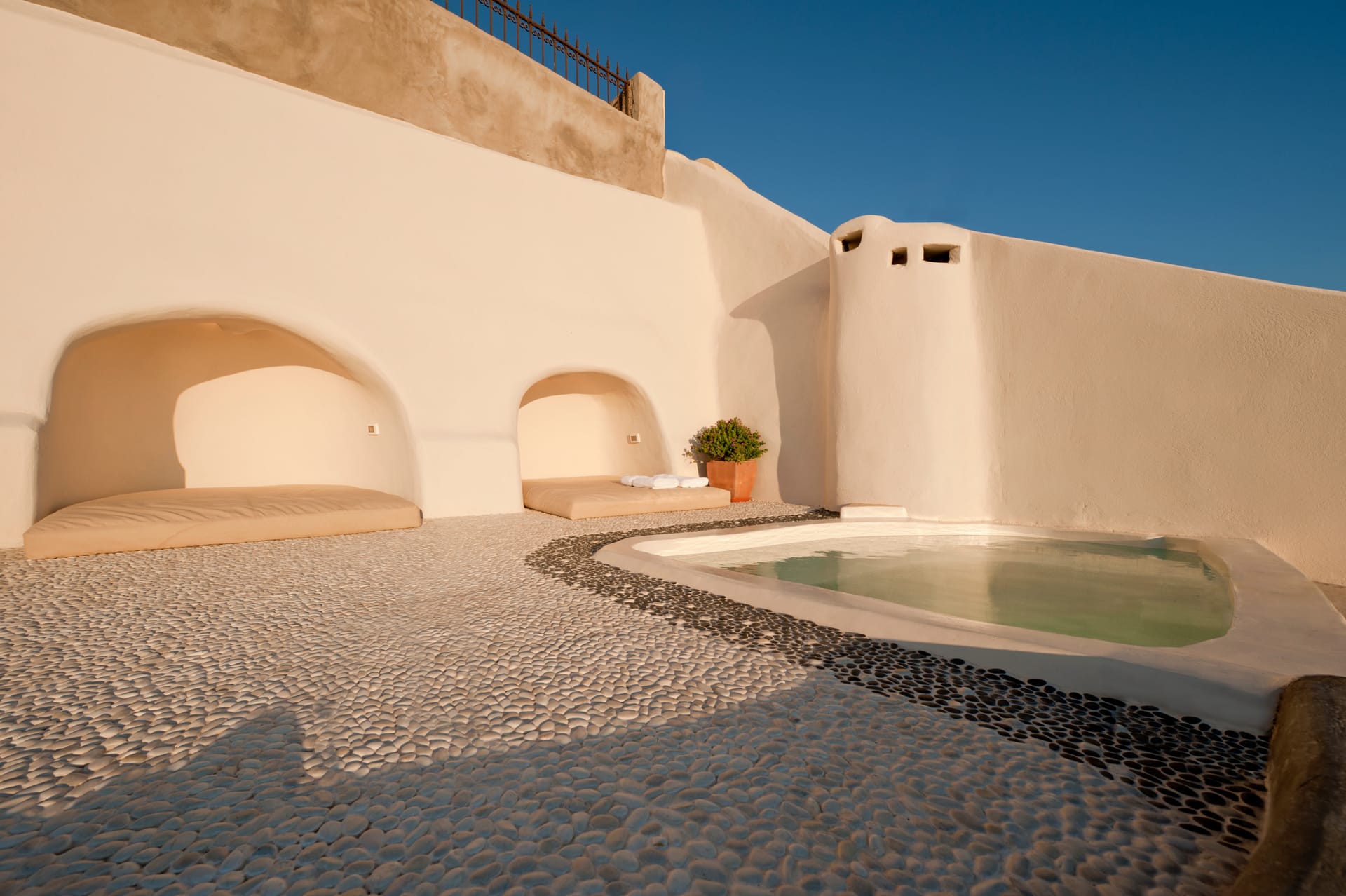 Kapari Natural Resort Santorini - UPH - 3