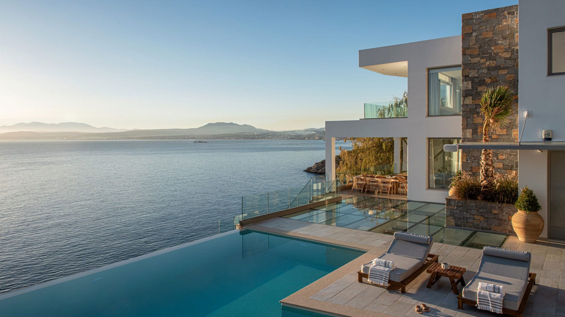 Villa Sol | 6 Bedrooms | Heraklion