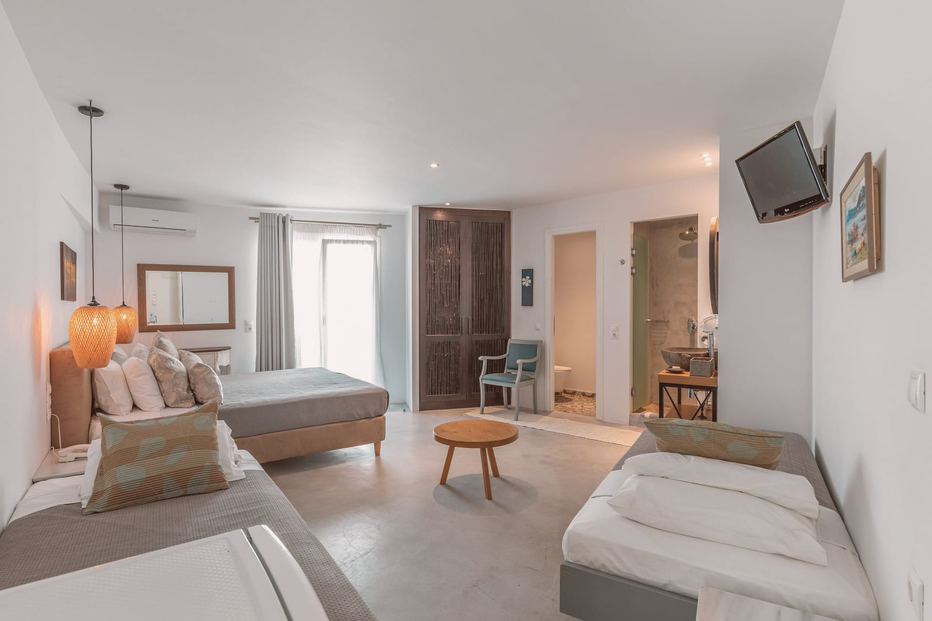 Quadruple Room with Terrace – Ground Floor