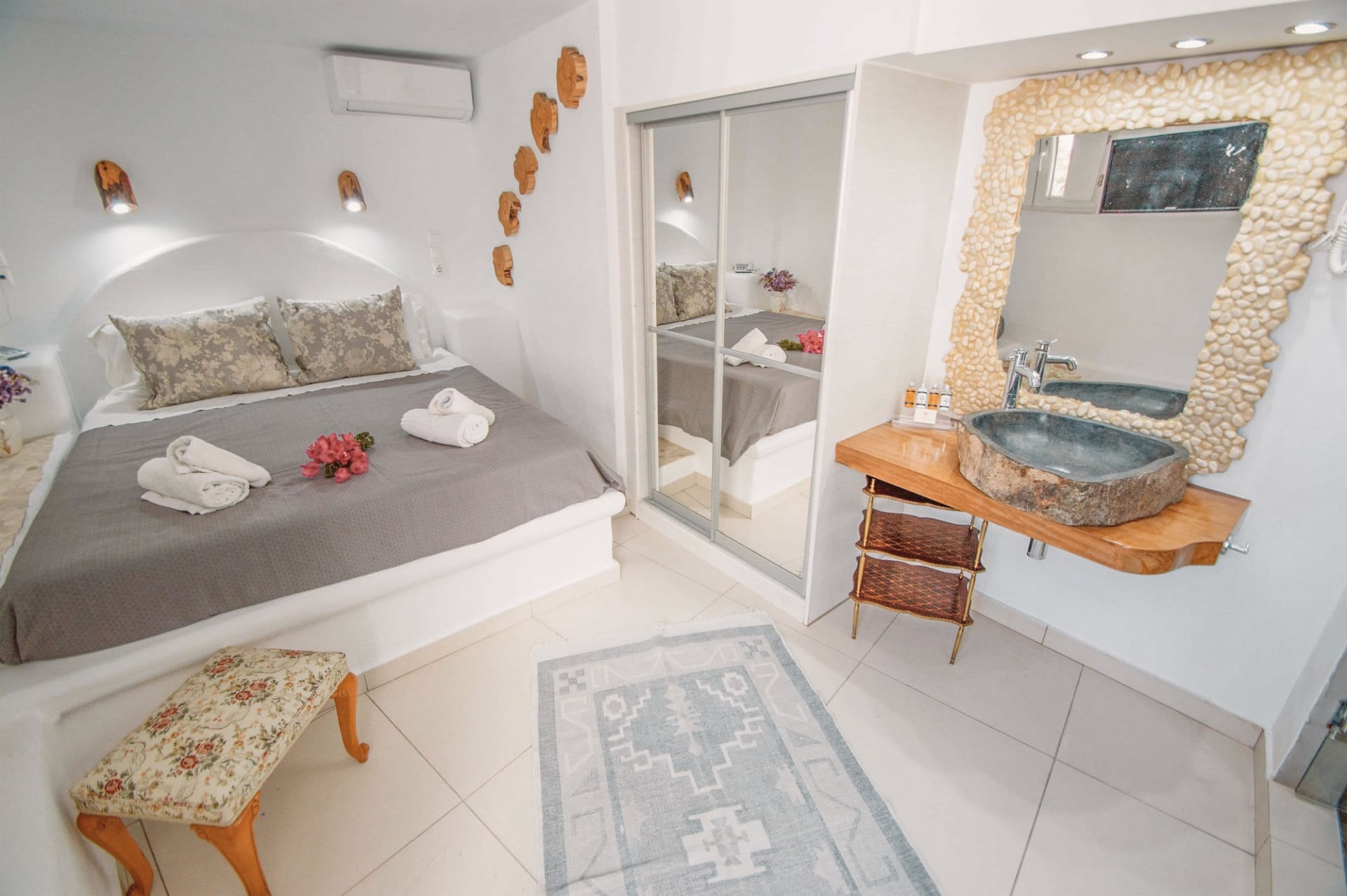 Petite Room – Semi Basement