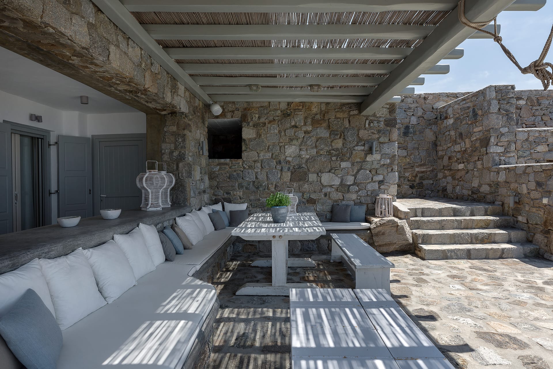 Whitelist Mykonos 2 - PERGIS - 39