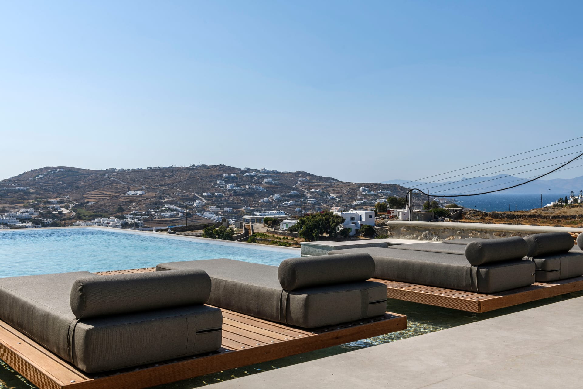 Whitelist Mykonos 2 - MUSE - 18