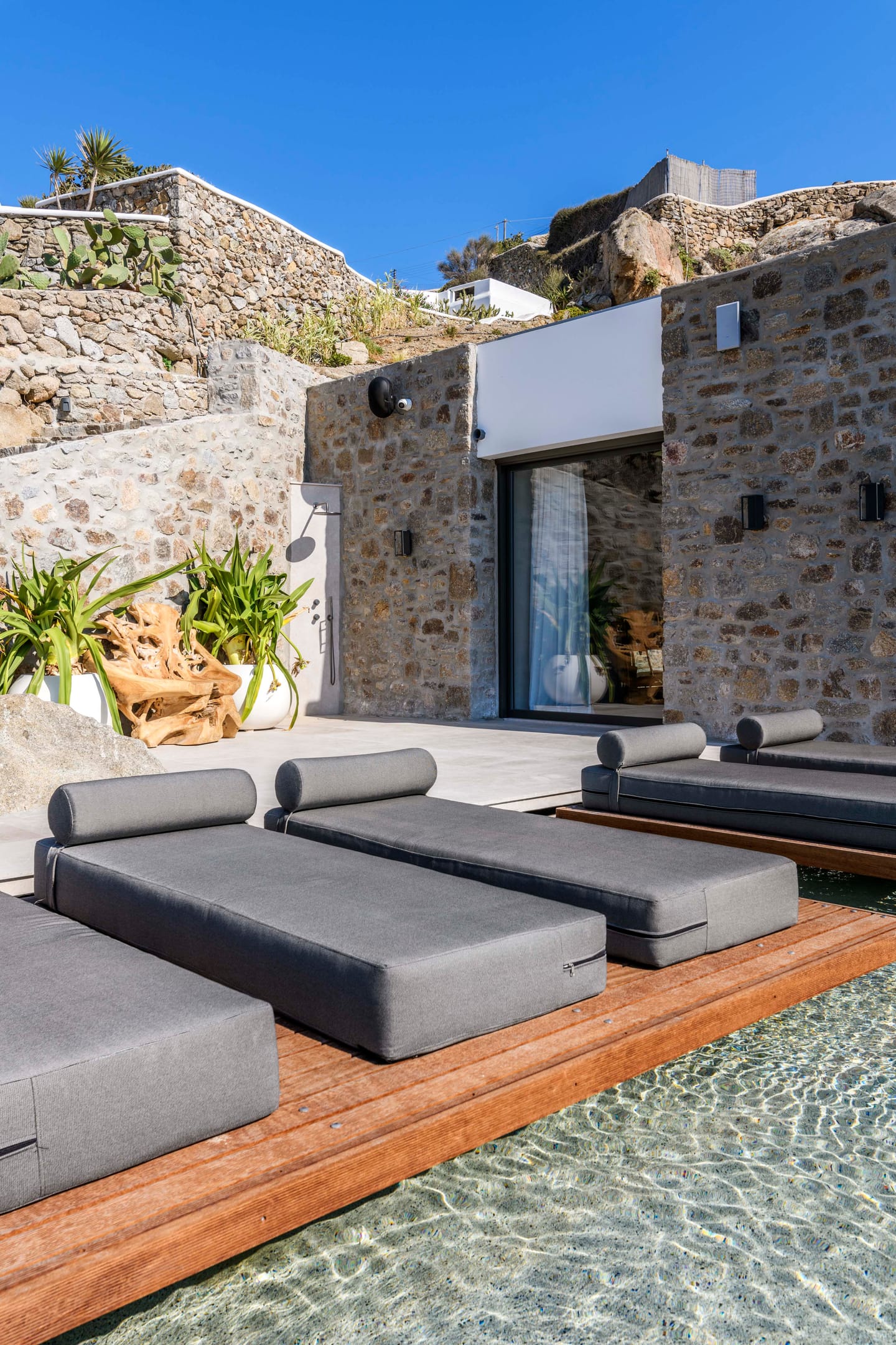 Whitelist Mykonos 2 - MUSE - 16