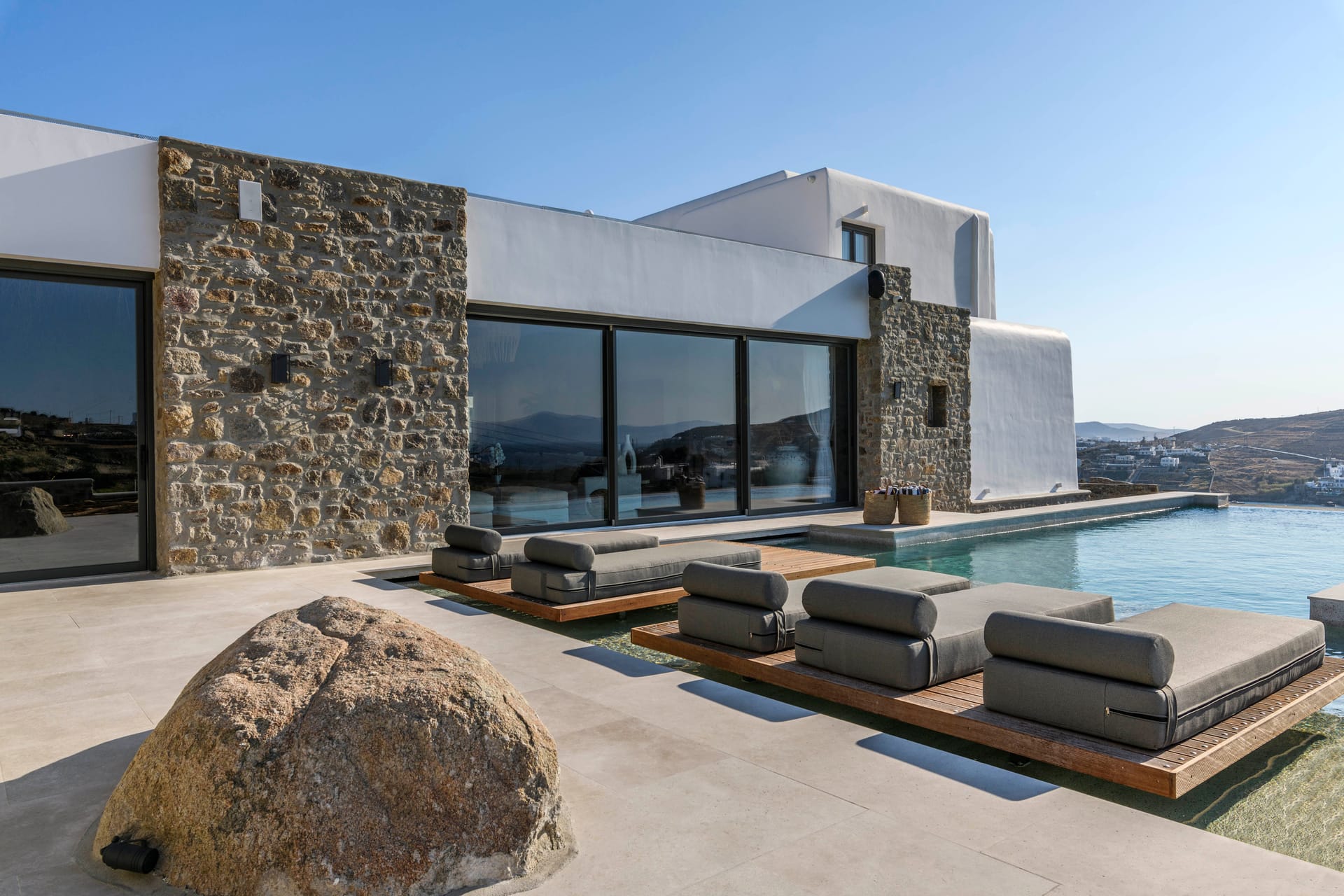 Whitelist Mykonos 2 - MUSE - 15