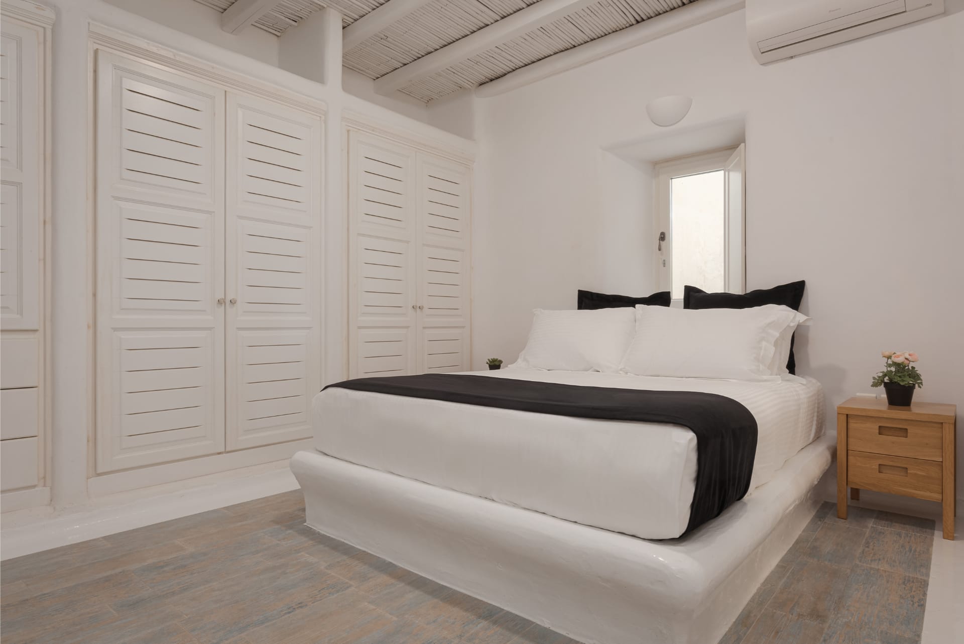 Bill & John Mykonos - ICONIC - 51