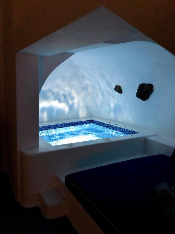 Altana Heritage Suites Santorini - SPCHSU - 16