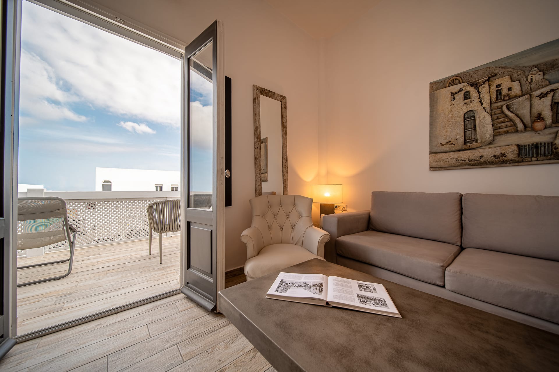Aqua Luxury Suites Santorini - APART - 8