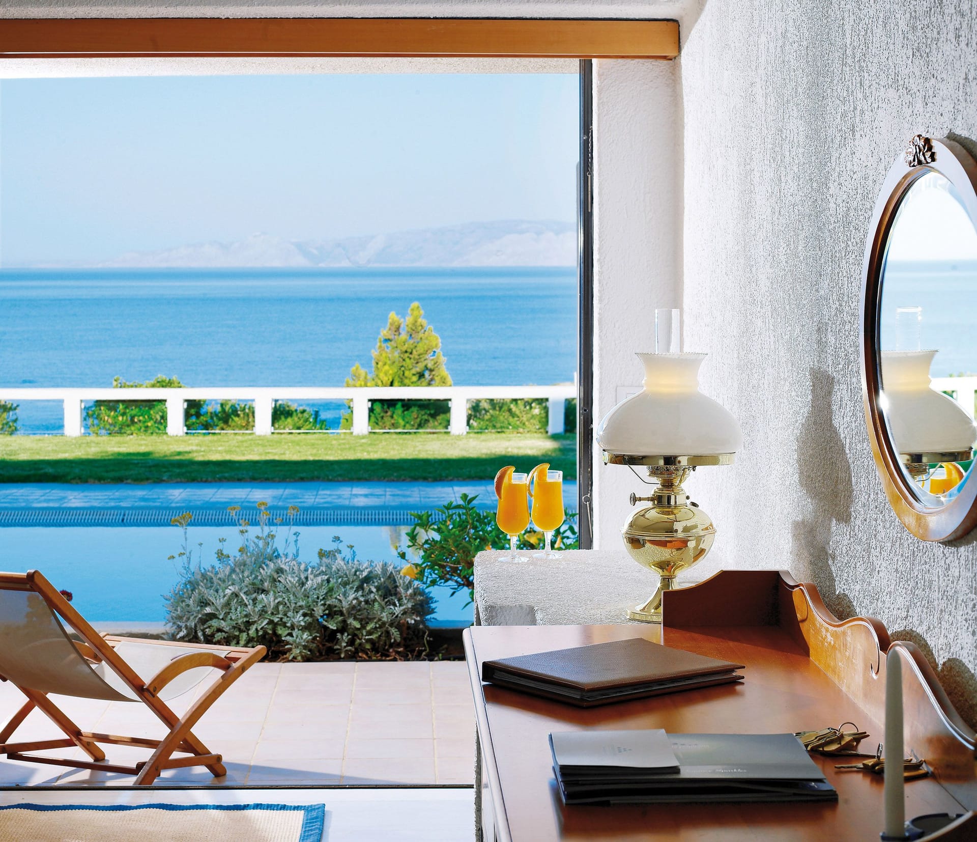 Superior Room Shared pool