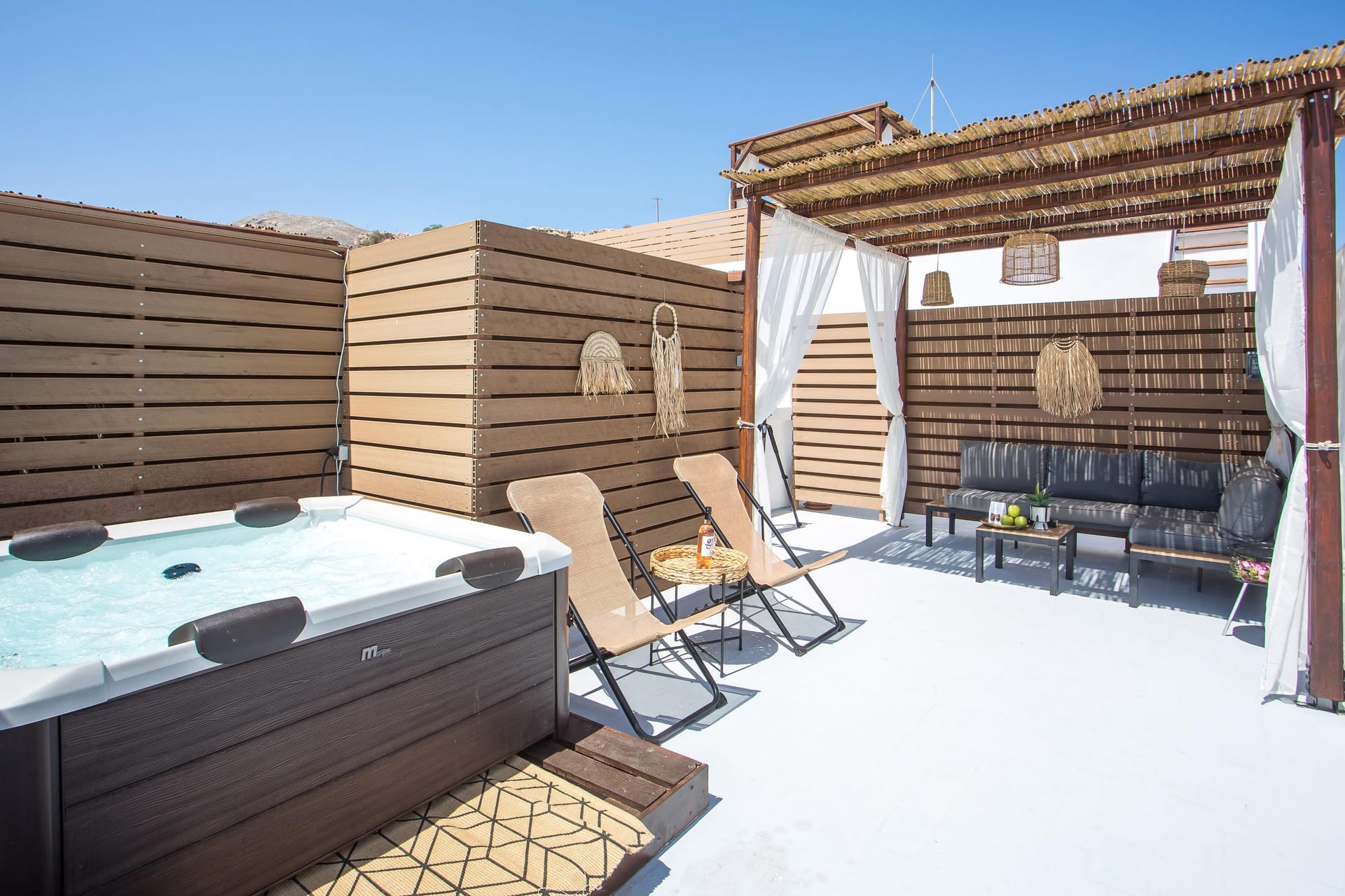 Wind | Bliss Luxury Suites