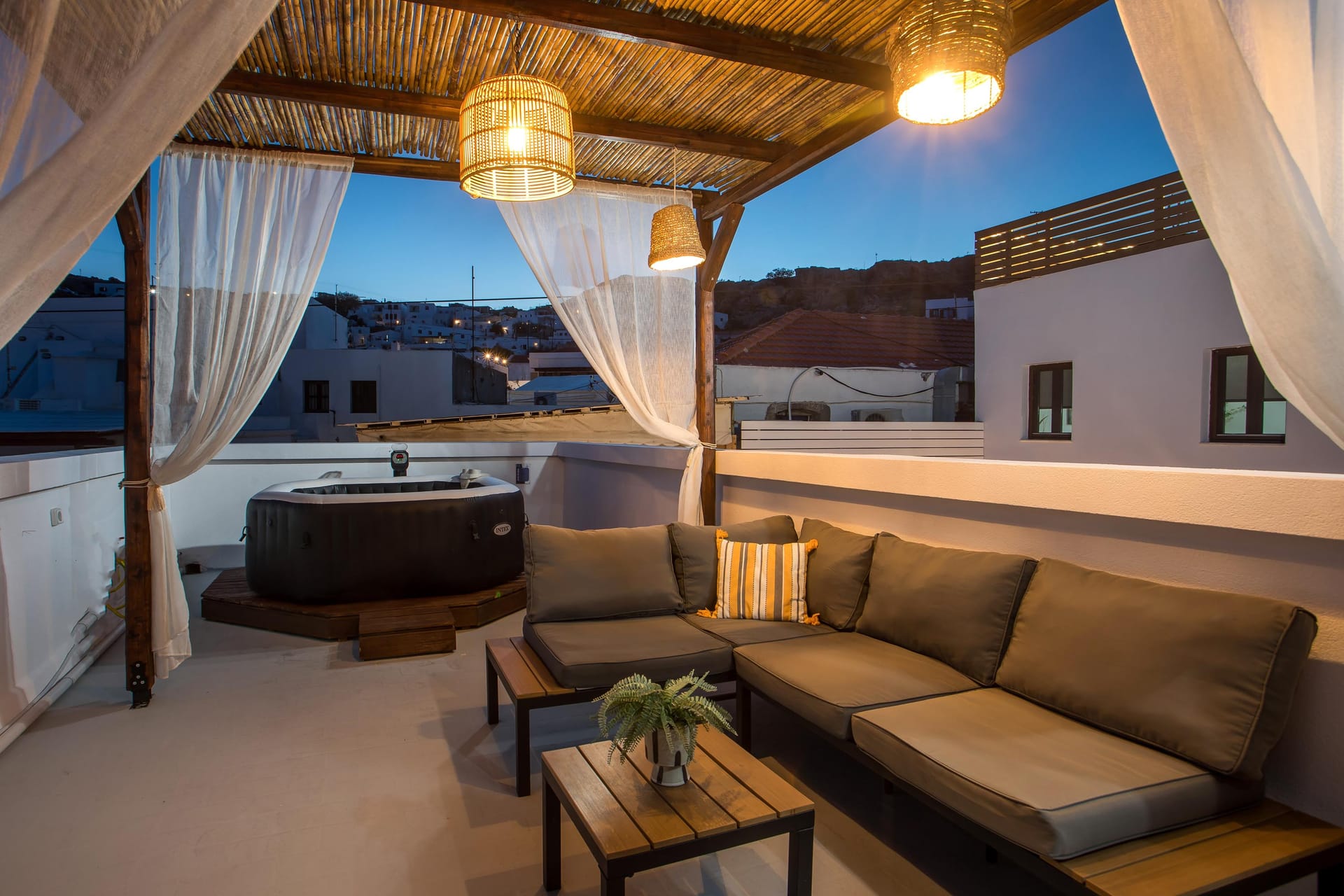 Bliss & Heritage Luxury Suites - EARTH - 3