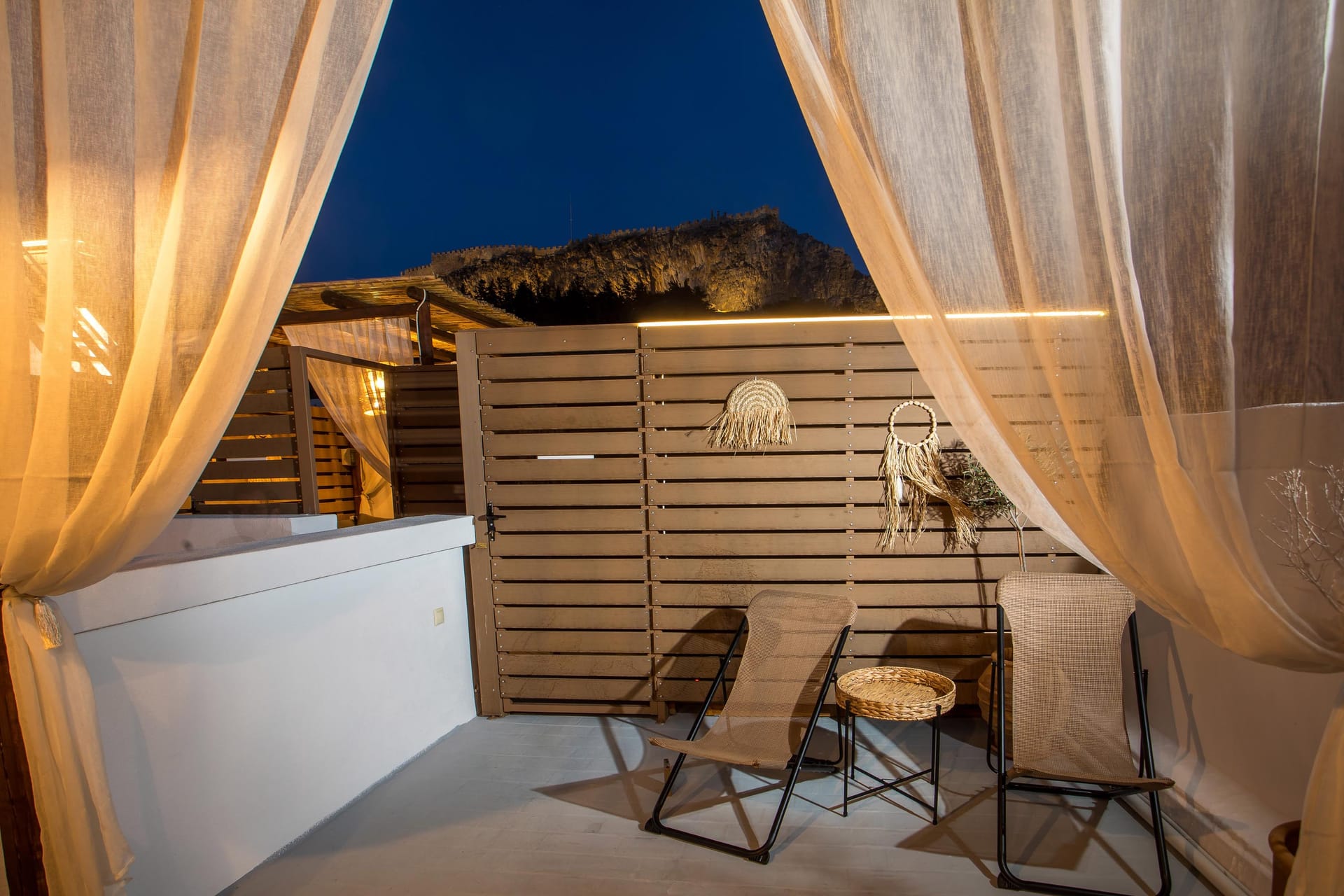 Bliss & Heritage Luxury Suites - EARTH - 4