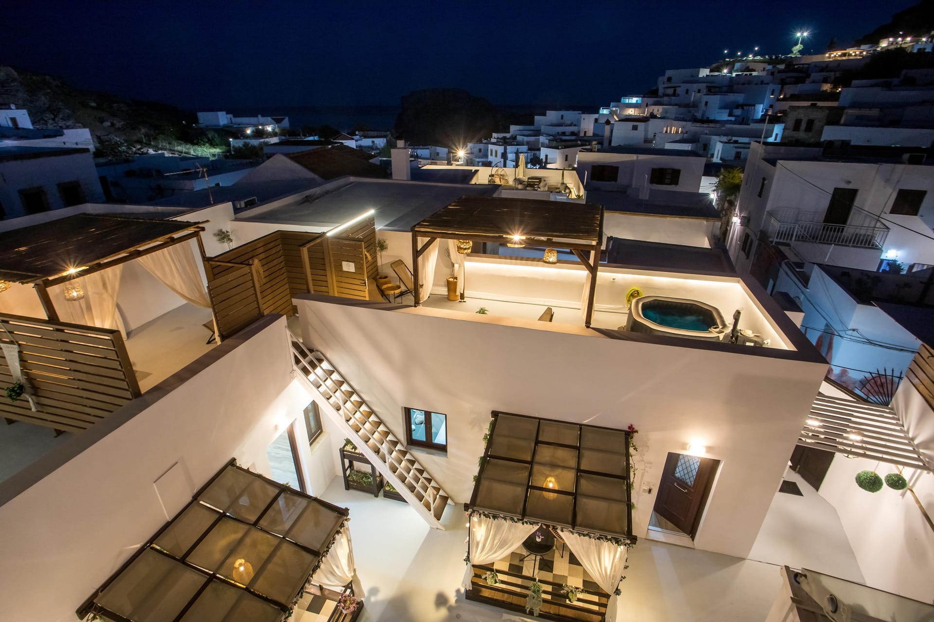 Bliss & Heritage Luxury Suites - EARTH - 6