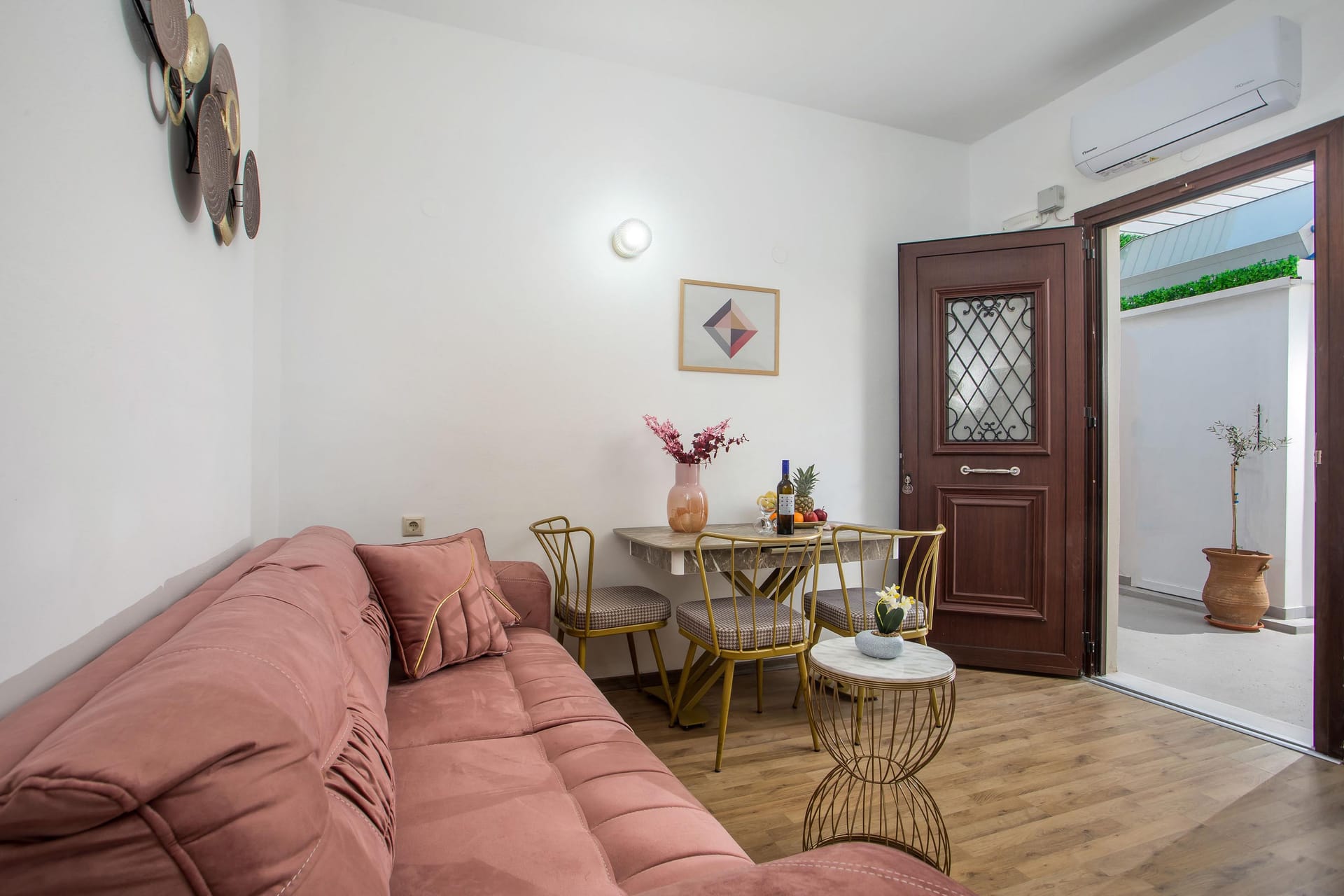 Bliss & Heritage Luxury Suites - EARTH - 10