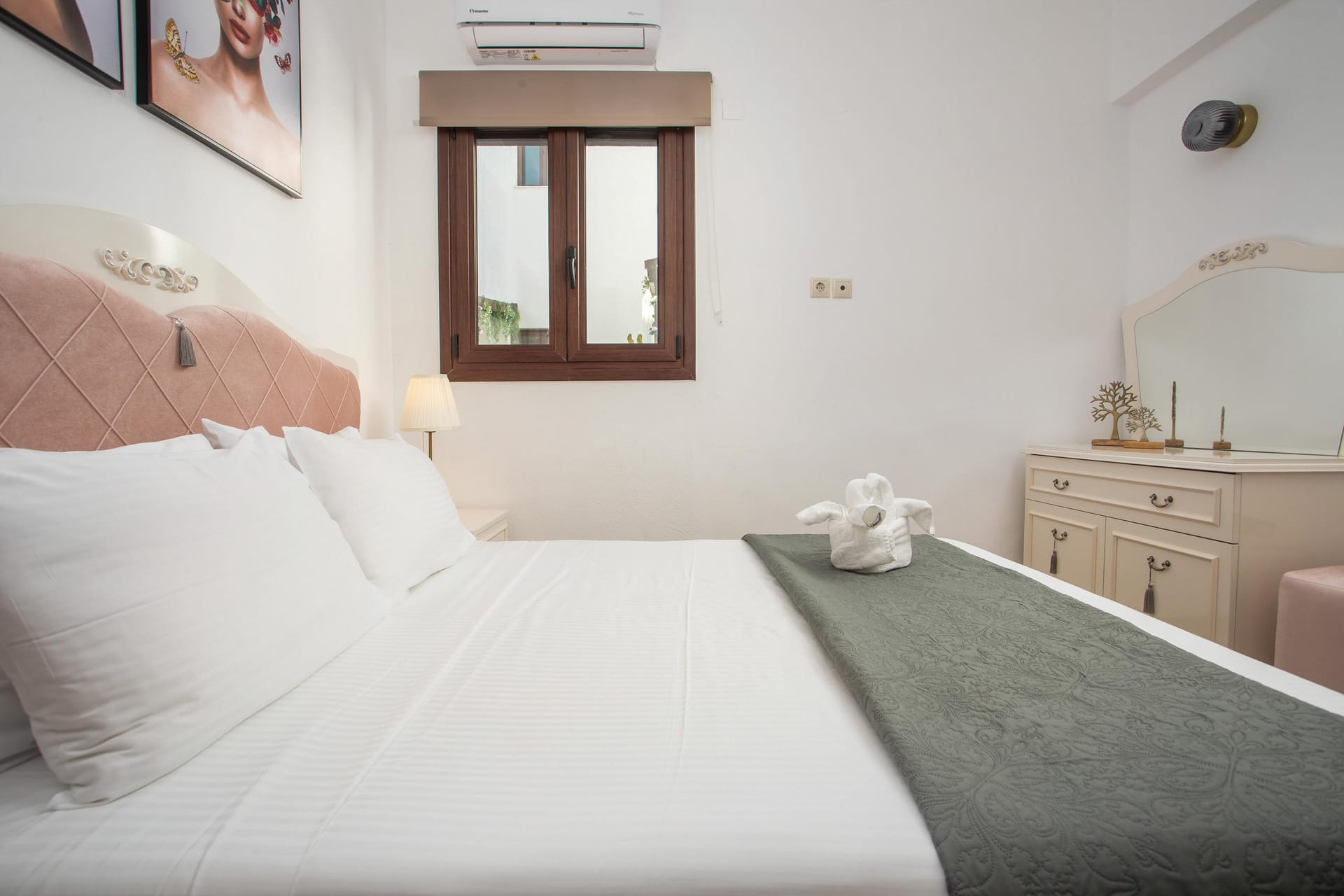 Bliss & Heritage Luxury Suites - EARTH - 14