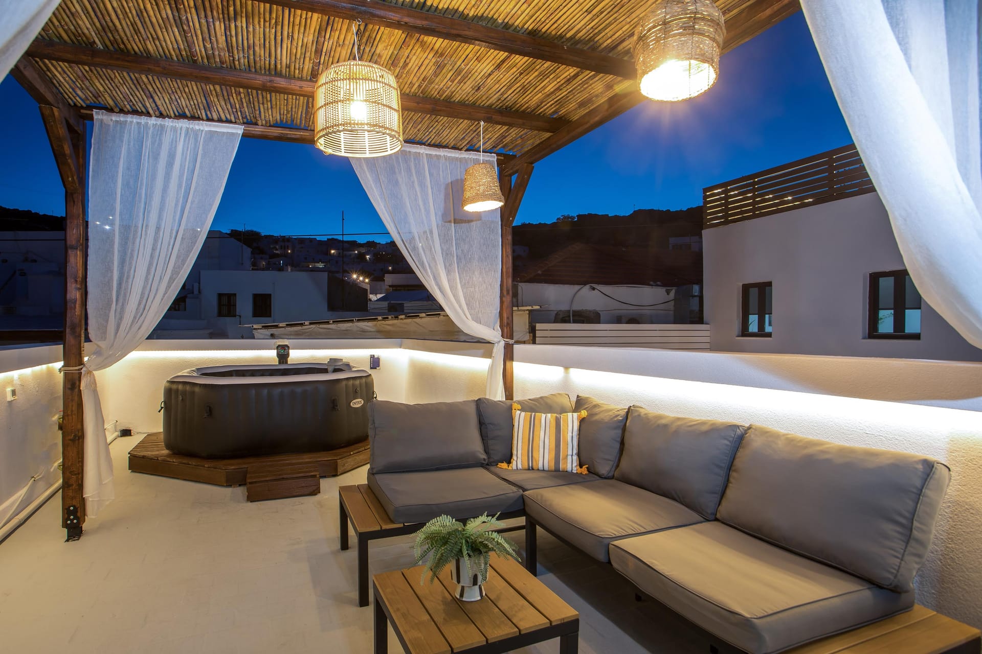 Bliss & Heritage Luxury Suites - EARTH - 21
