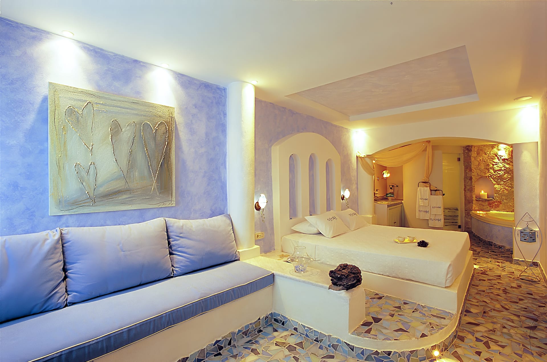 Senior Suite with indoor couples Jacuzzi and private balcony with sea/caldera/volcano view