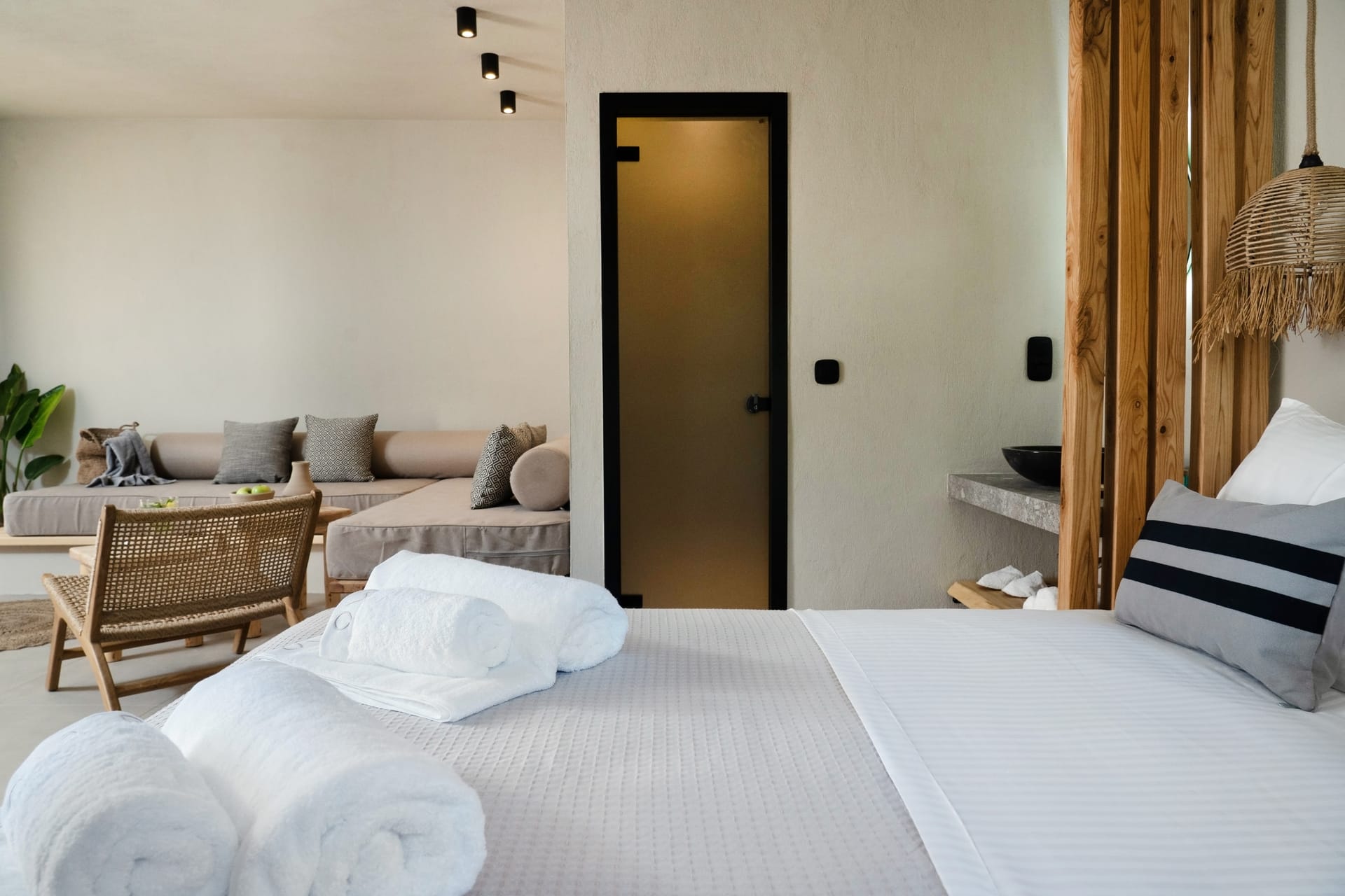 Amo Golden Suites - HSGV - 9