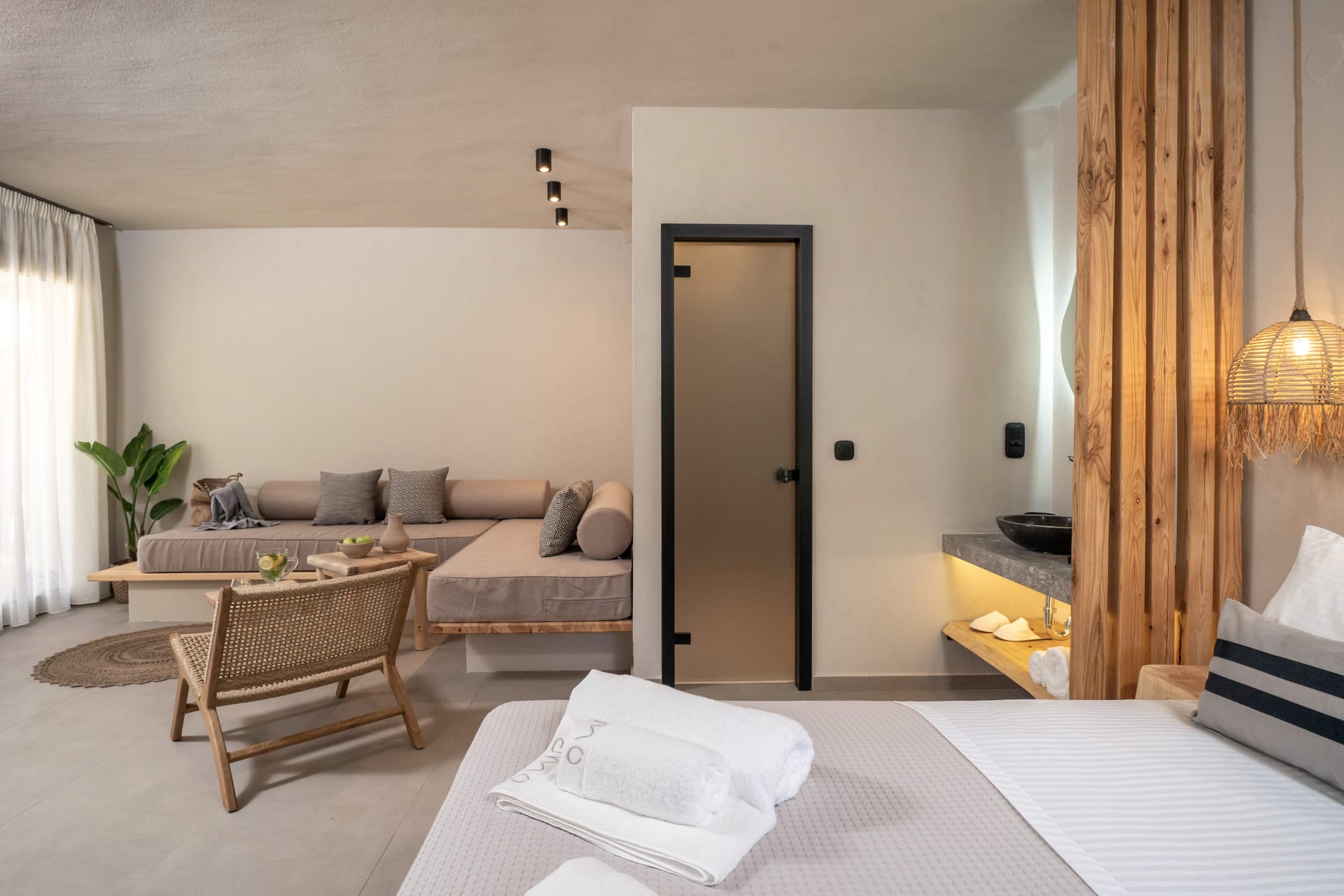 Amo Golden Suites - HSGV - 18