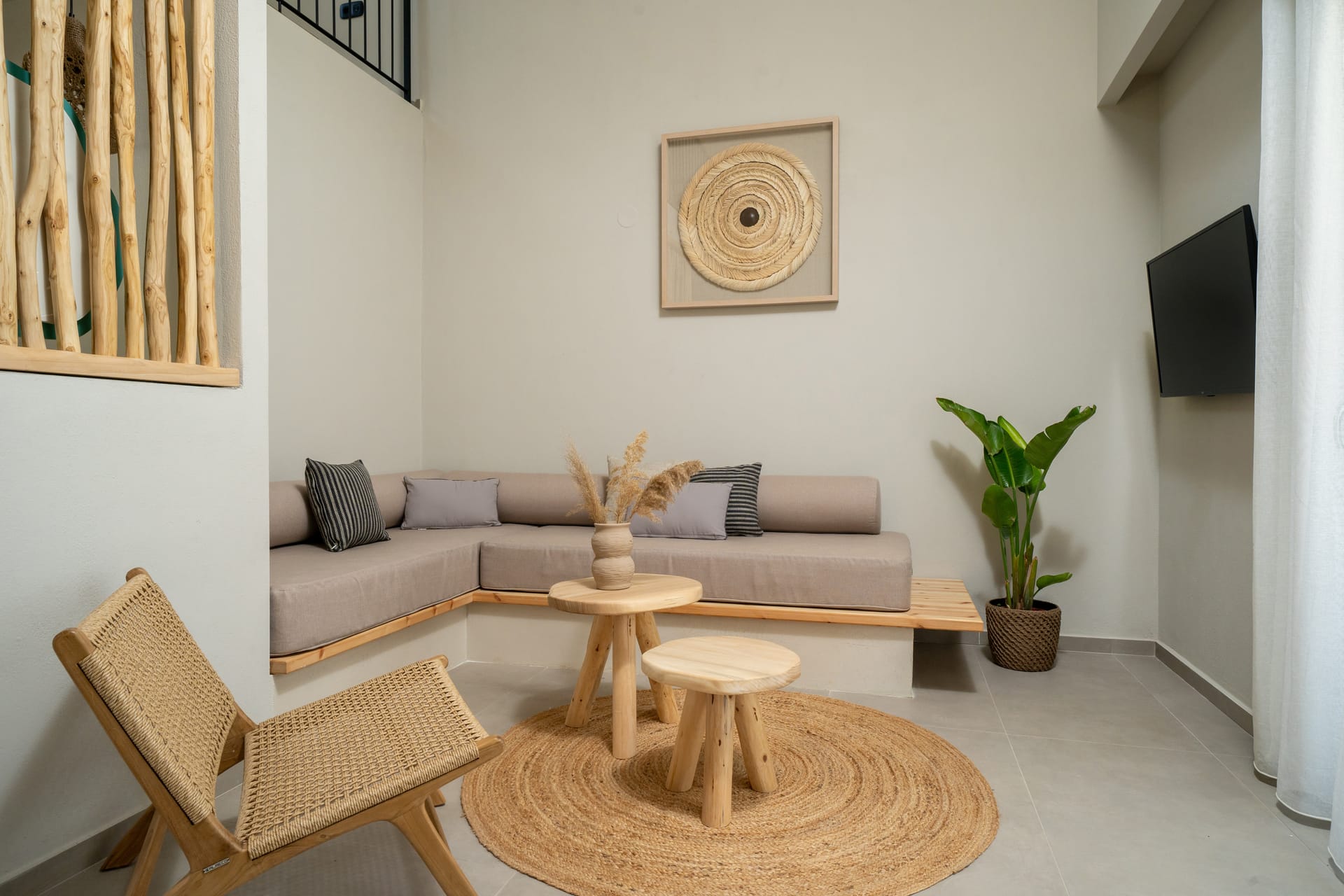 Amo Golden Suites - NATSUI - 2