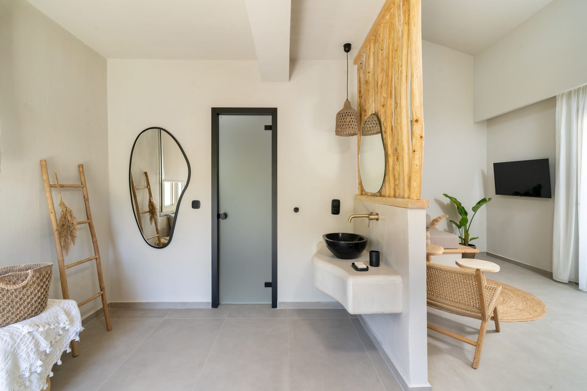 Amo Golden Suites - NATSUI - 3