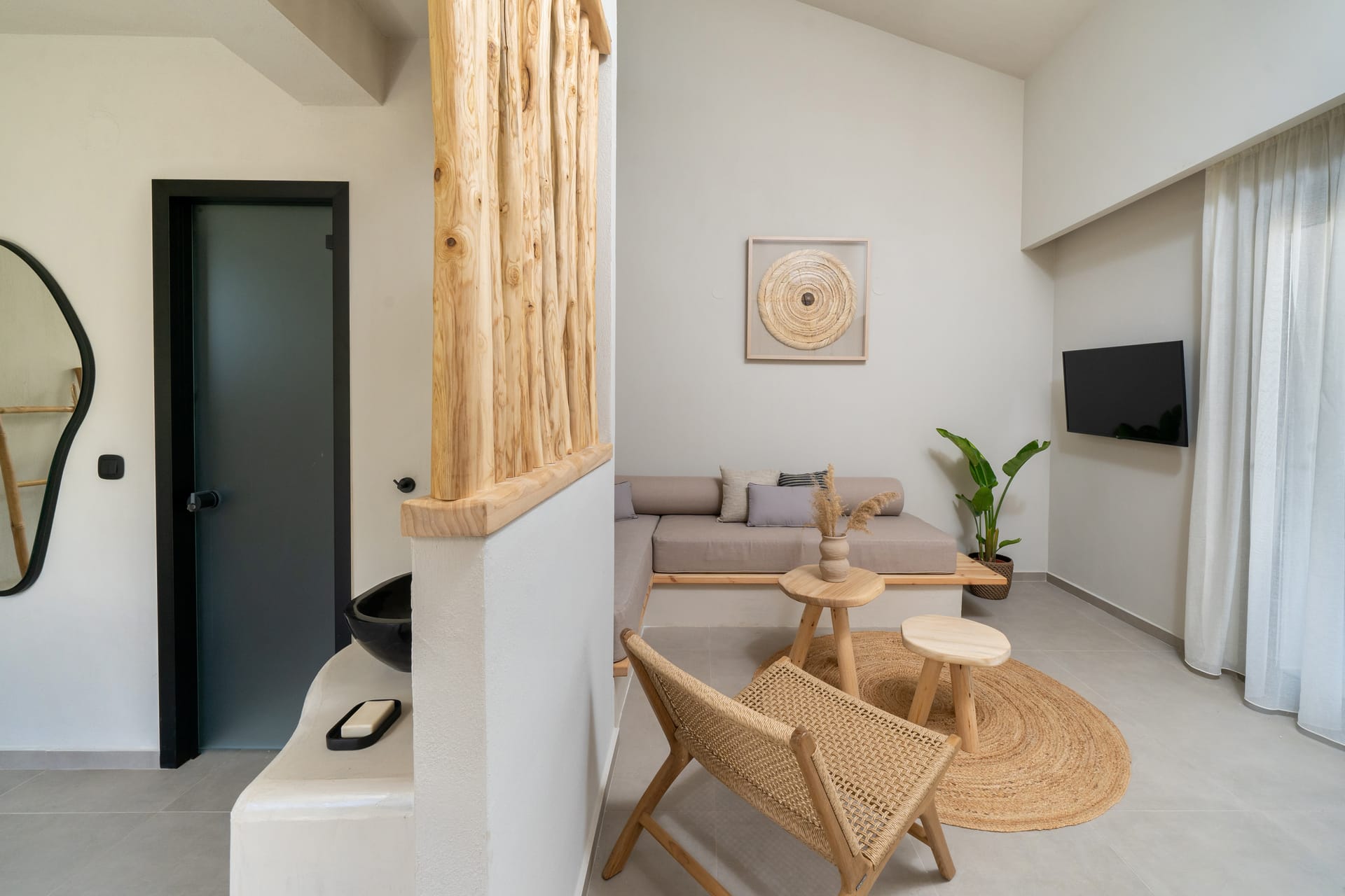 Amo Golden Suites - NATSUI - 6
